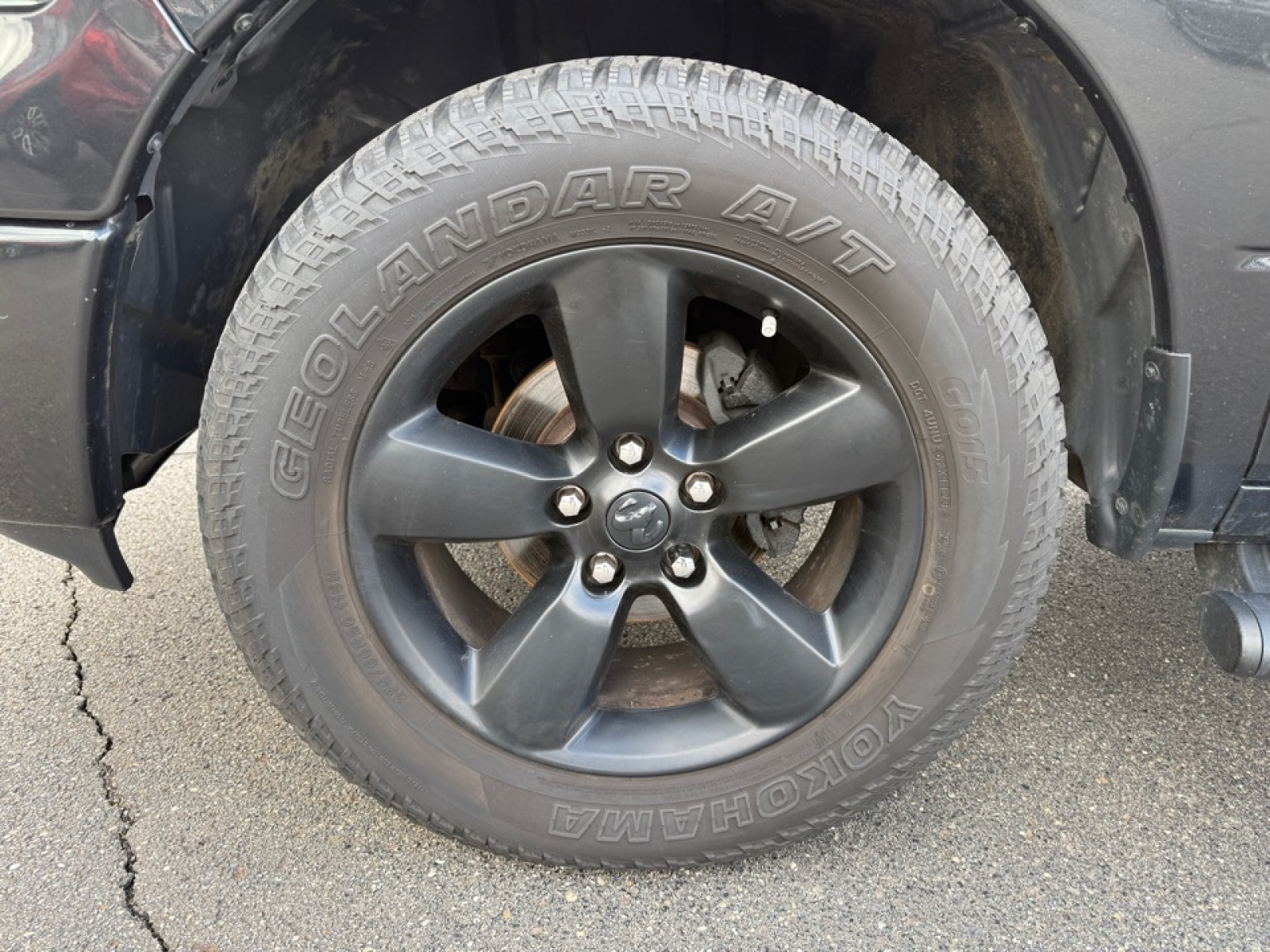 2018 Ram 1500 SLT, 39717, Photo