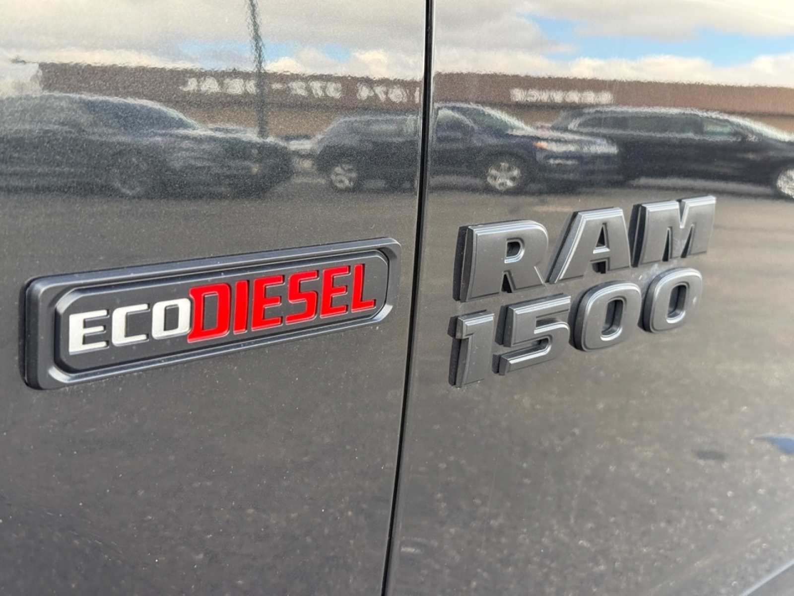 2018 Ram 1500 SLT, 39717, Photo