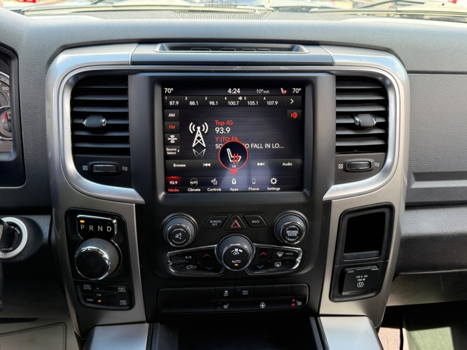2018 Ram 1500 SLT, 39717, Photo