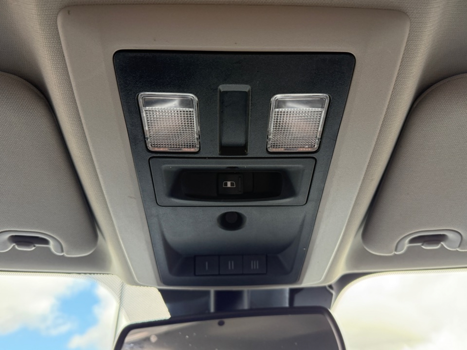 2018 Ram 1500 SLT, 39717, Photo