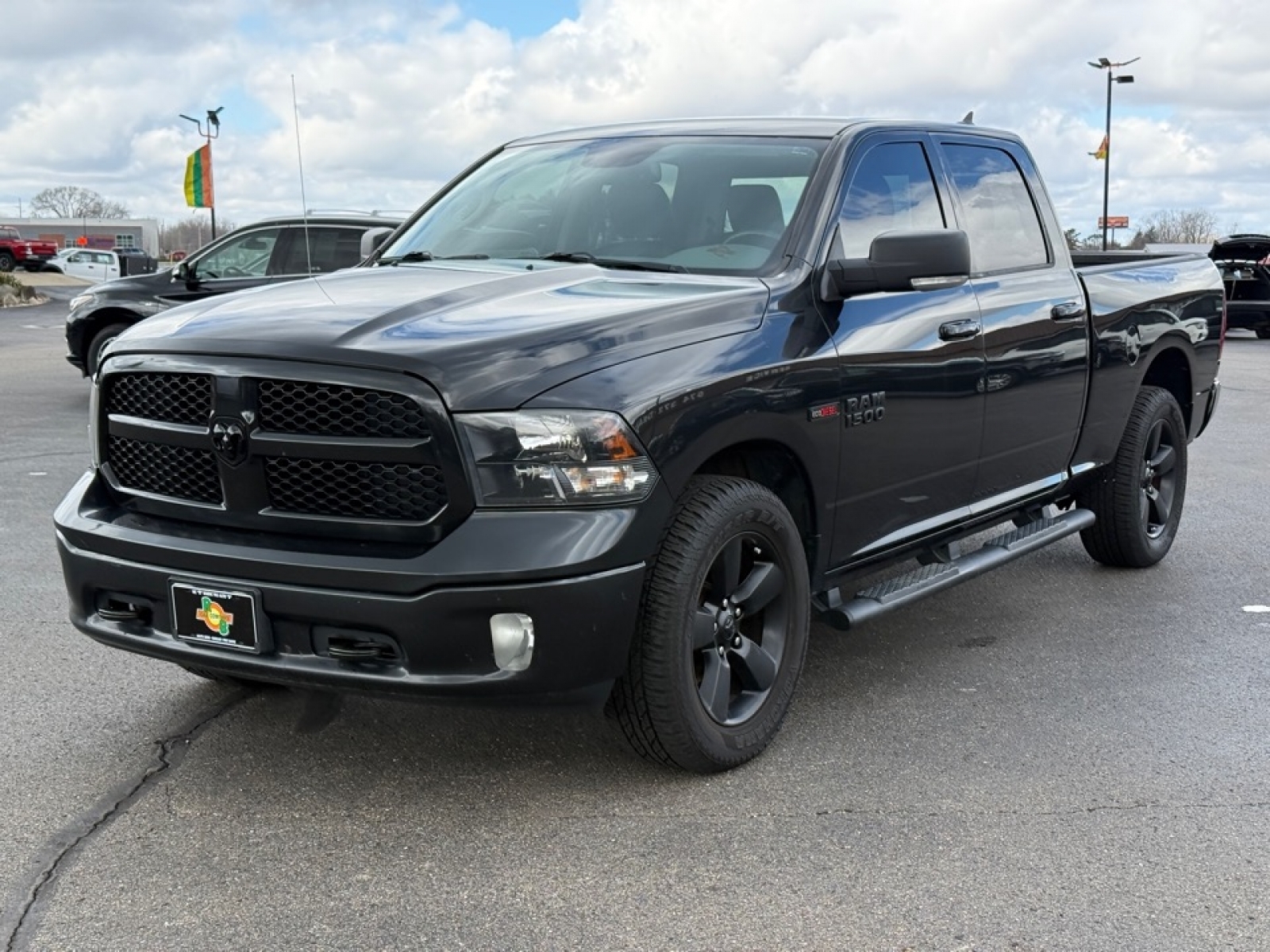 2018 Ram 1500 SLT, 39717, Photo