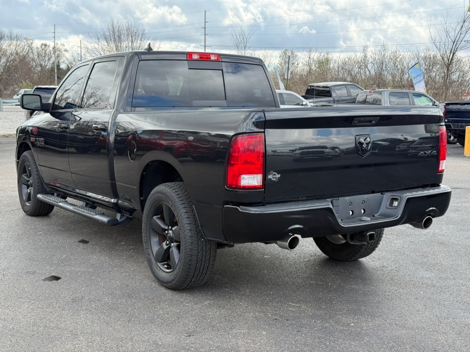 2018 Ram 1500 SLT, 39717, Photo