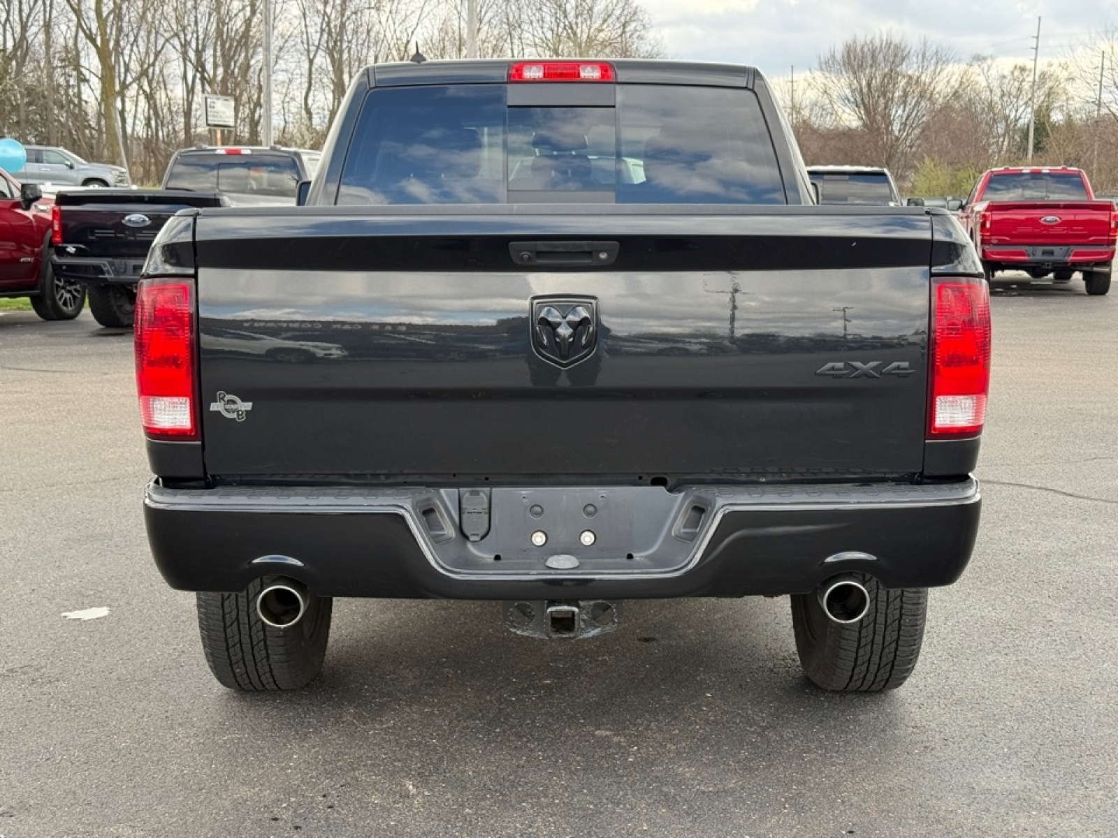 2018 Ram 1500 SLT, 39717, Photo