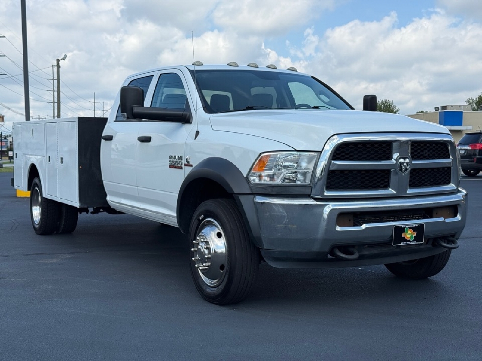 2018 Ram 5500 Tradesman SLT Laramie photo 2