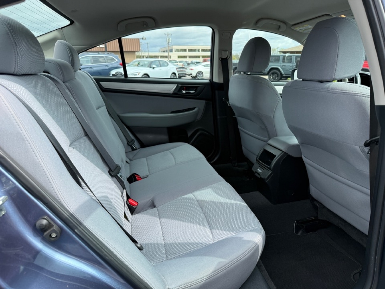 2018 Subaru Legacy 2.5i Premium, 39683, Photo