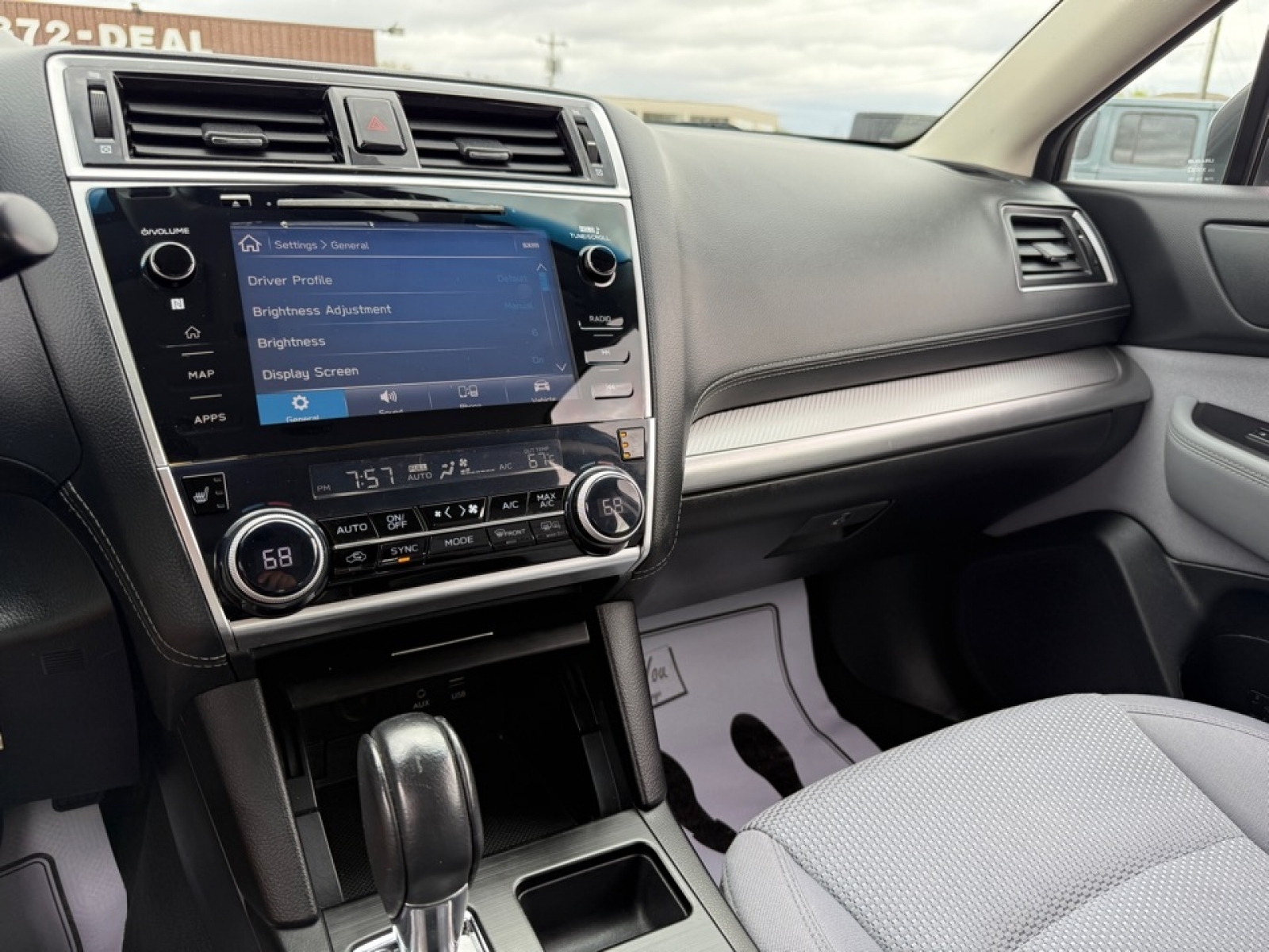 2018 Subaru Legacy 2.5i Premium, 39683, Photo