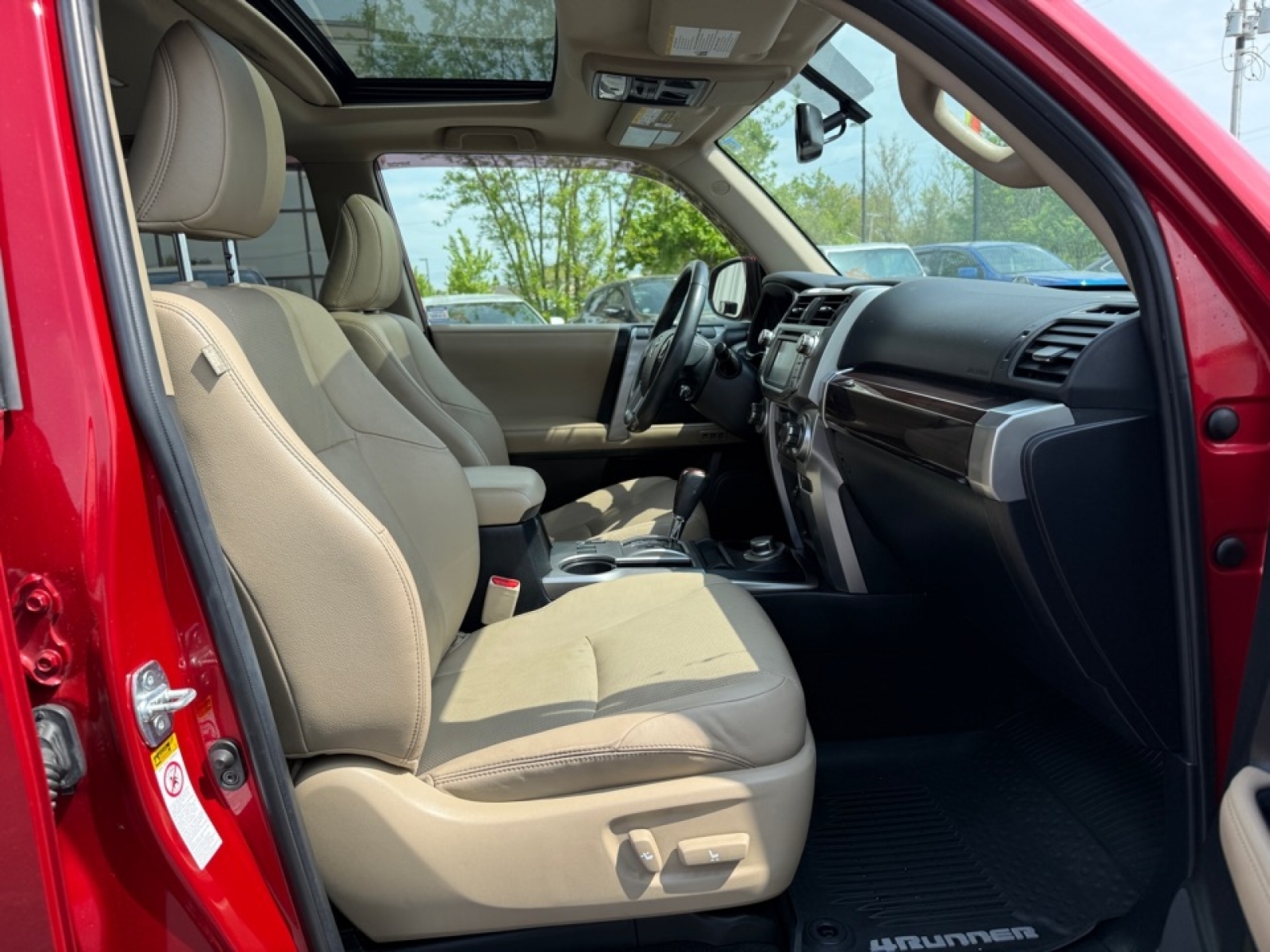 2018 Toyota 4Runner Limited photo 11