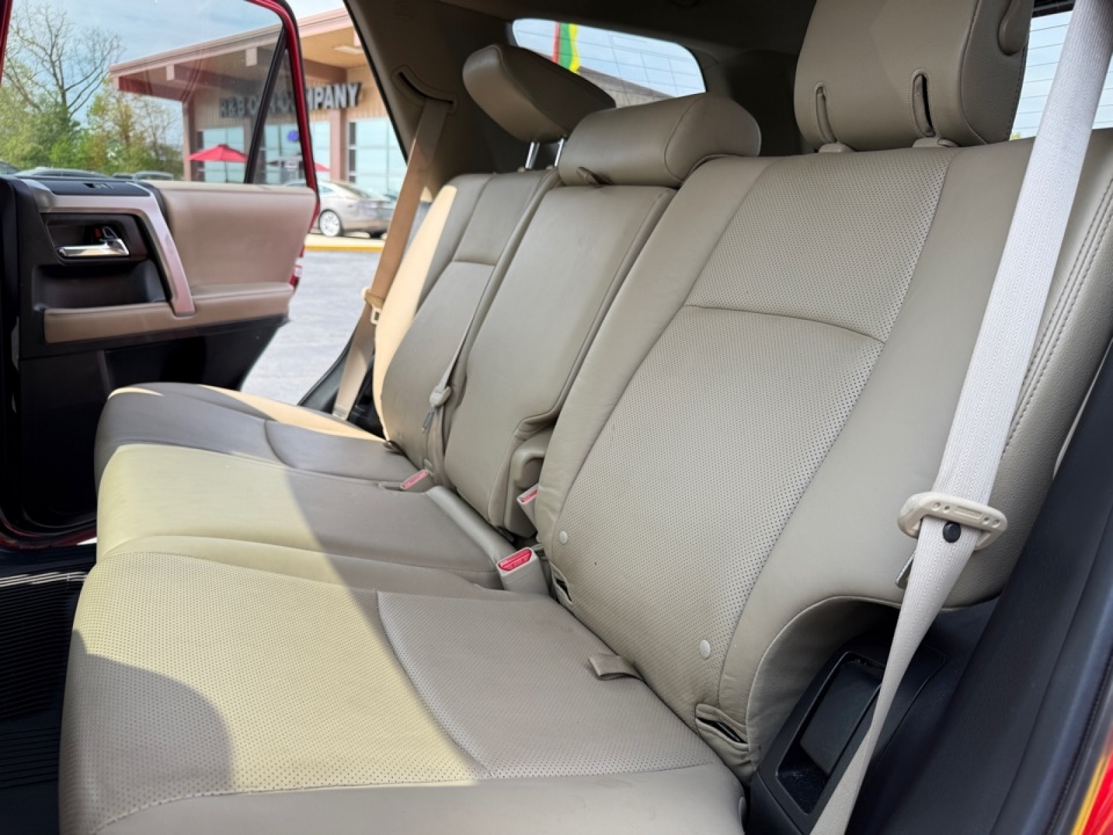 2018 Toyota 4Runner Limited photo 17
