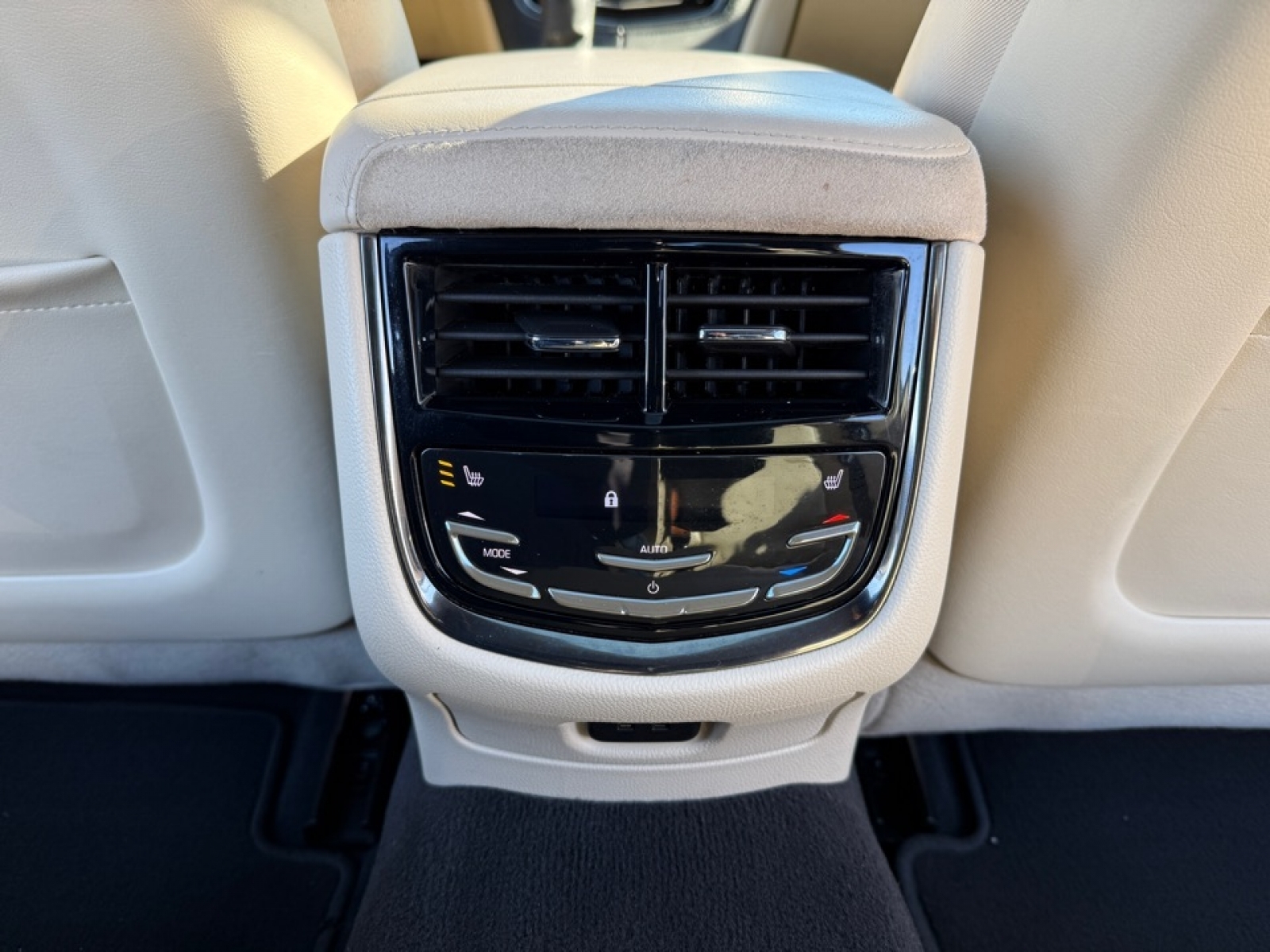 2019 Cadillac CTS Premium Luxury, 39428, Photo