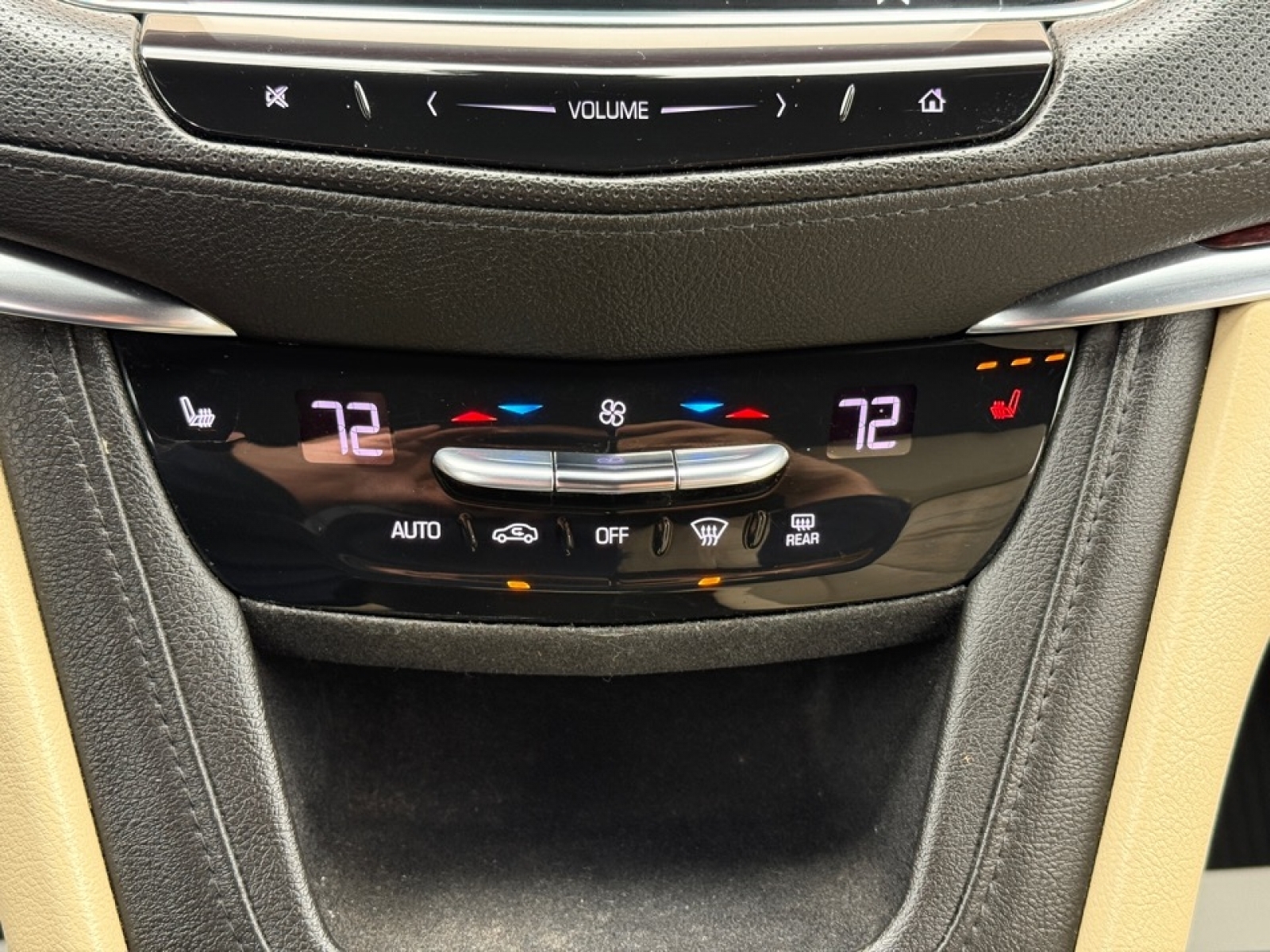 2019 Cadillac XT5 Luxury, 39189, Photo