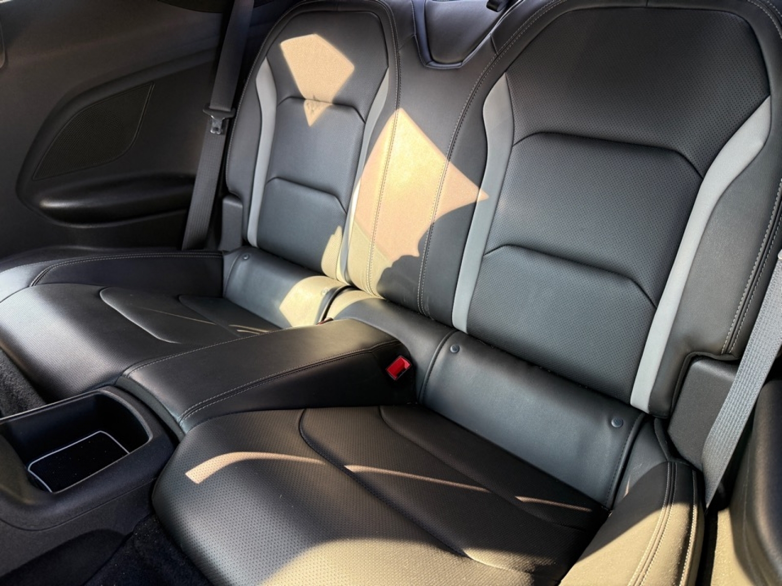 2019 Chevrolet Camaro 2SS, 39215, Photo