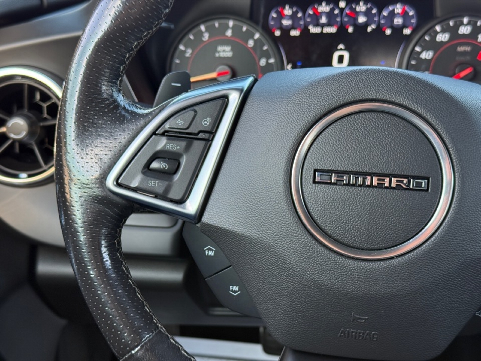 2019 Chevrolet Camaro 2SS, 39215, Photo