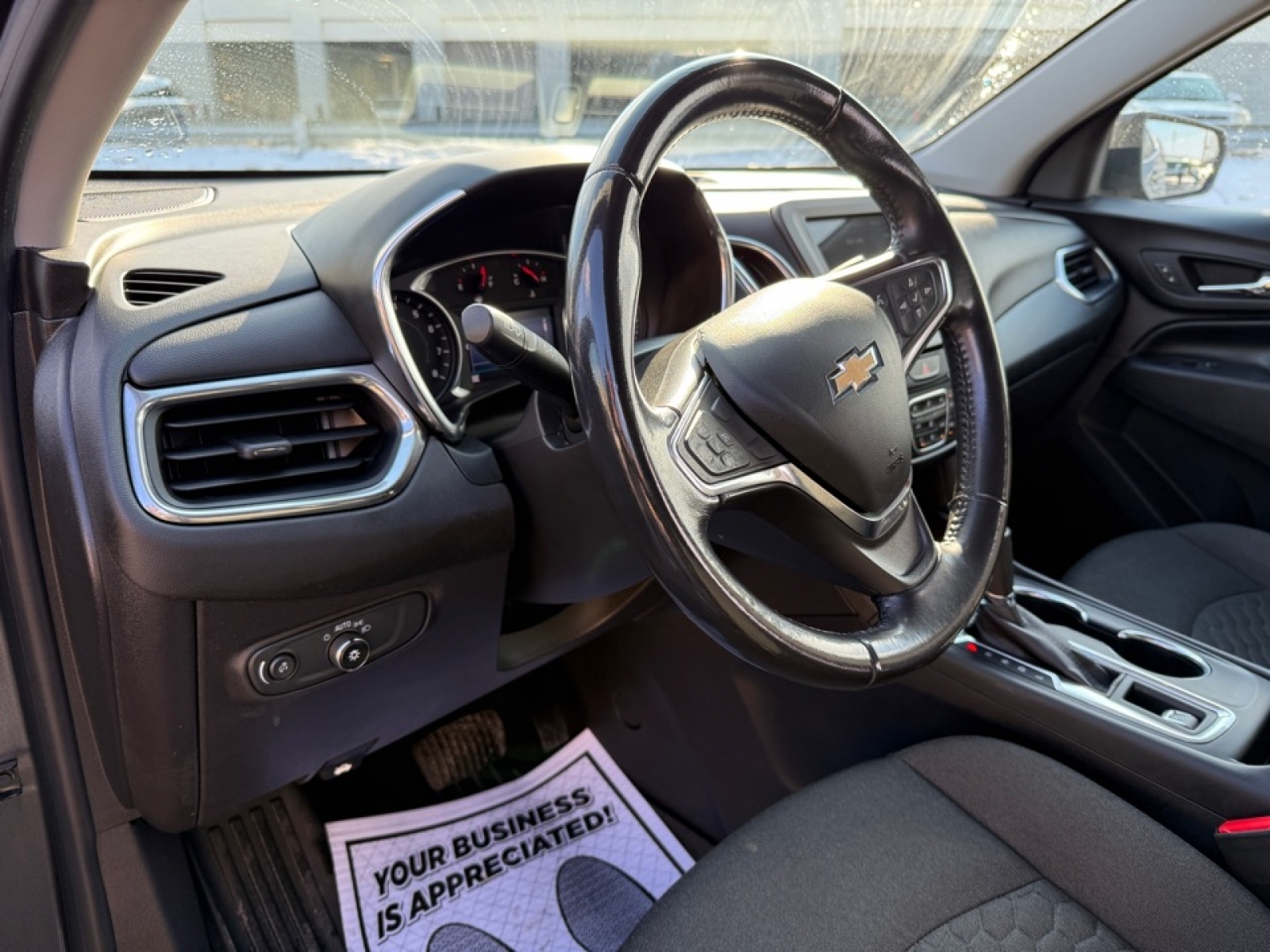 2019 Chevrolet Equinox LT, 39249, Photo