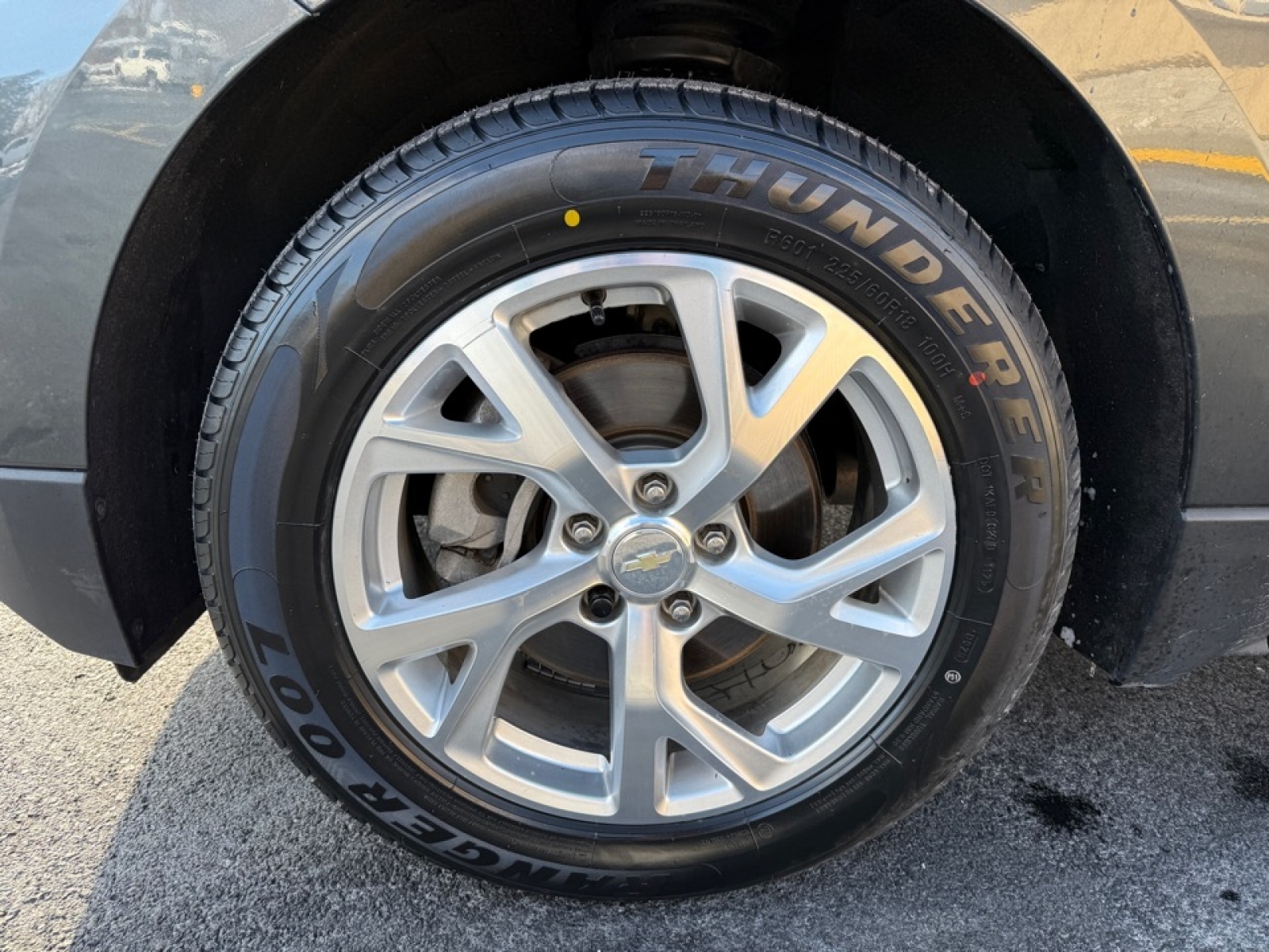 2019 Chevrolet Equinox LT, 39249, Photo