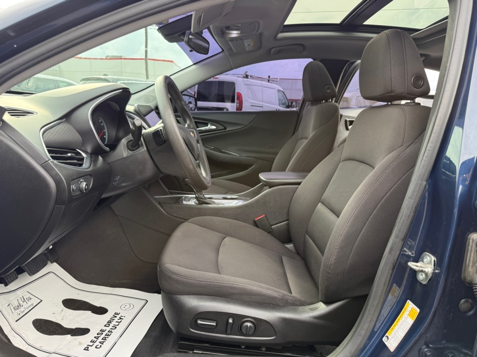 2019 Chevrolet Malibu LT, 39708, Photo