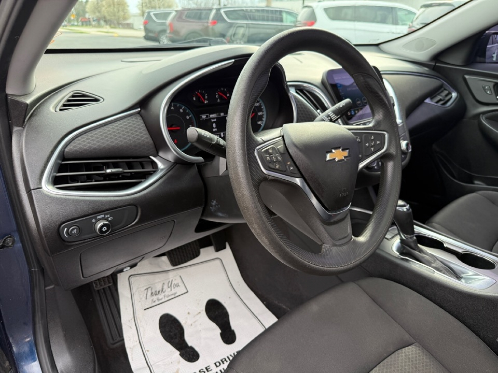 2019 Chevrolet Malibu LT, 39708, Photo