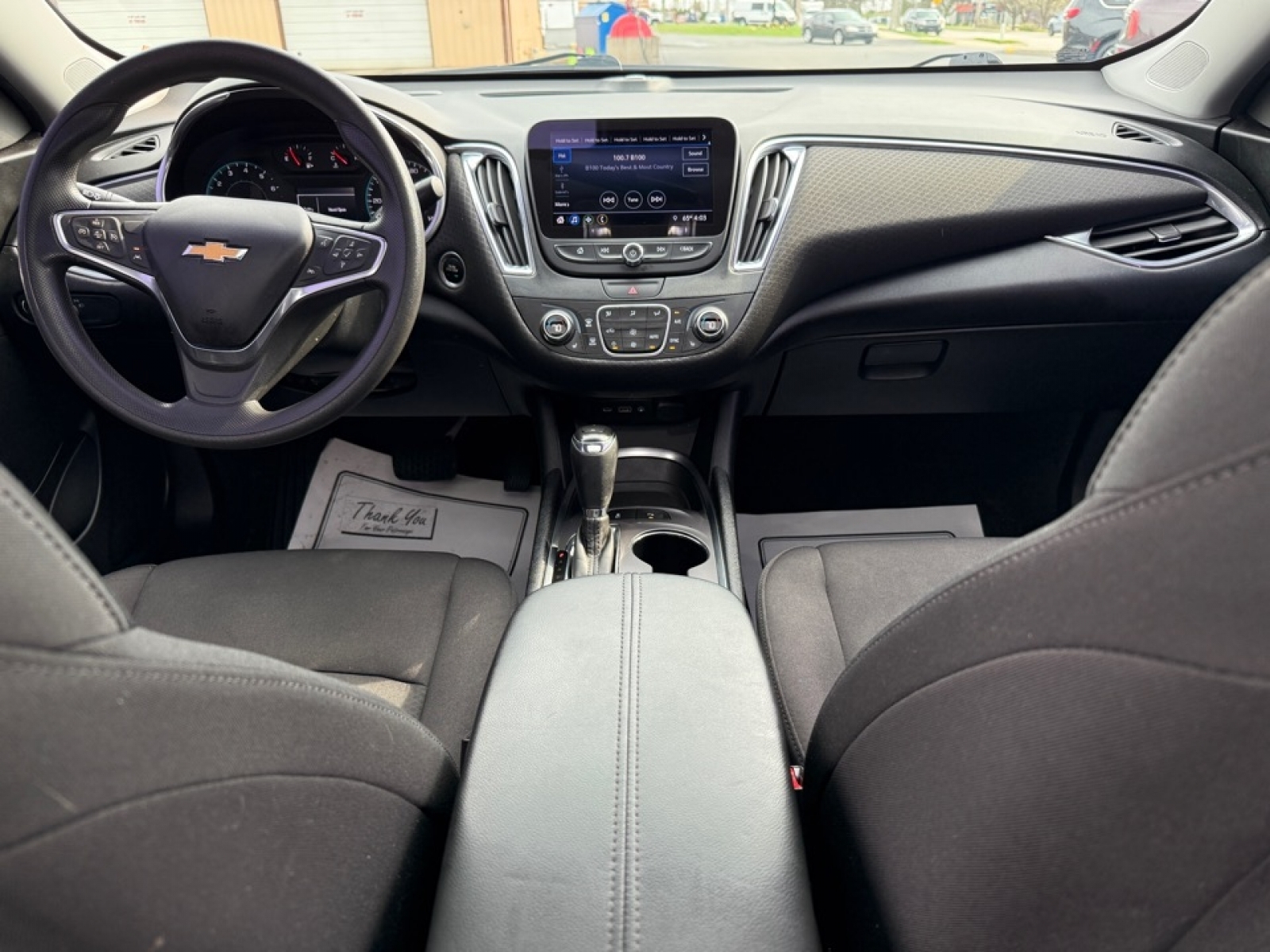 2019 Chevrolet Malibu LT, 39708, Photo