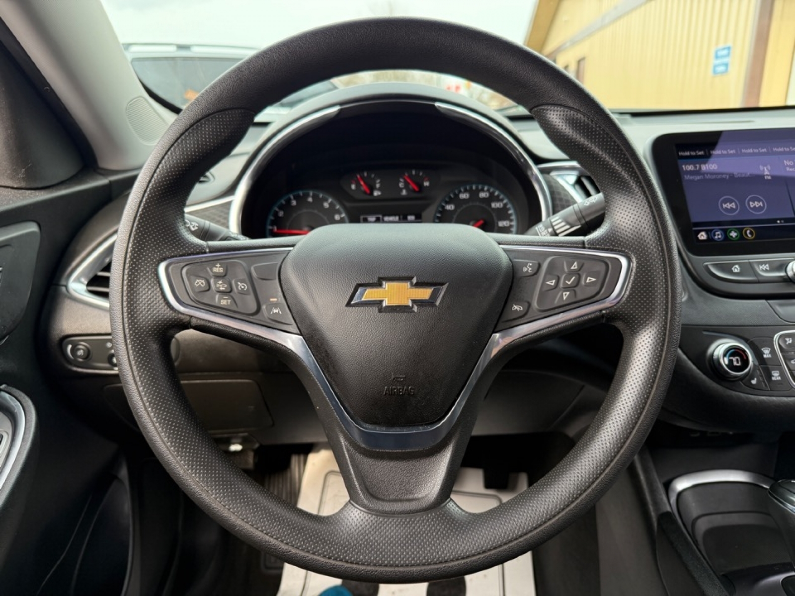 2019 Chevrolet Malibu LT, 39708, Photo