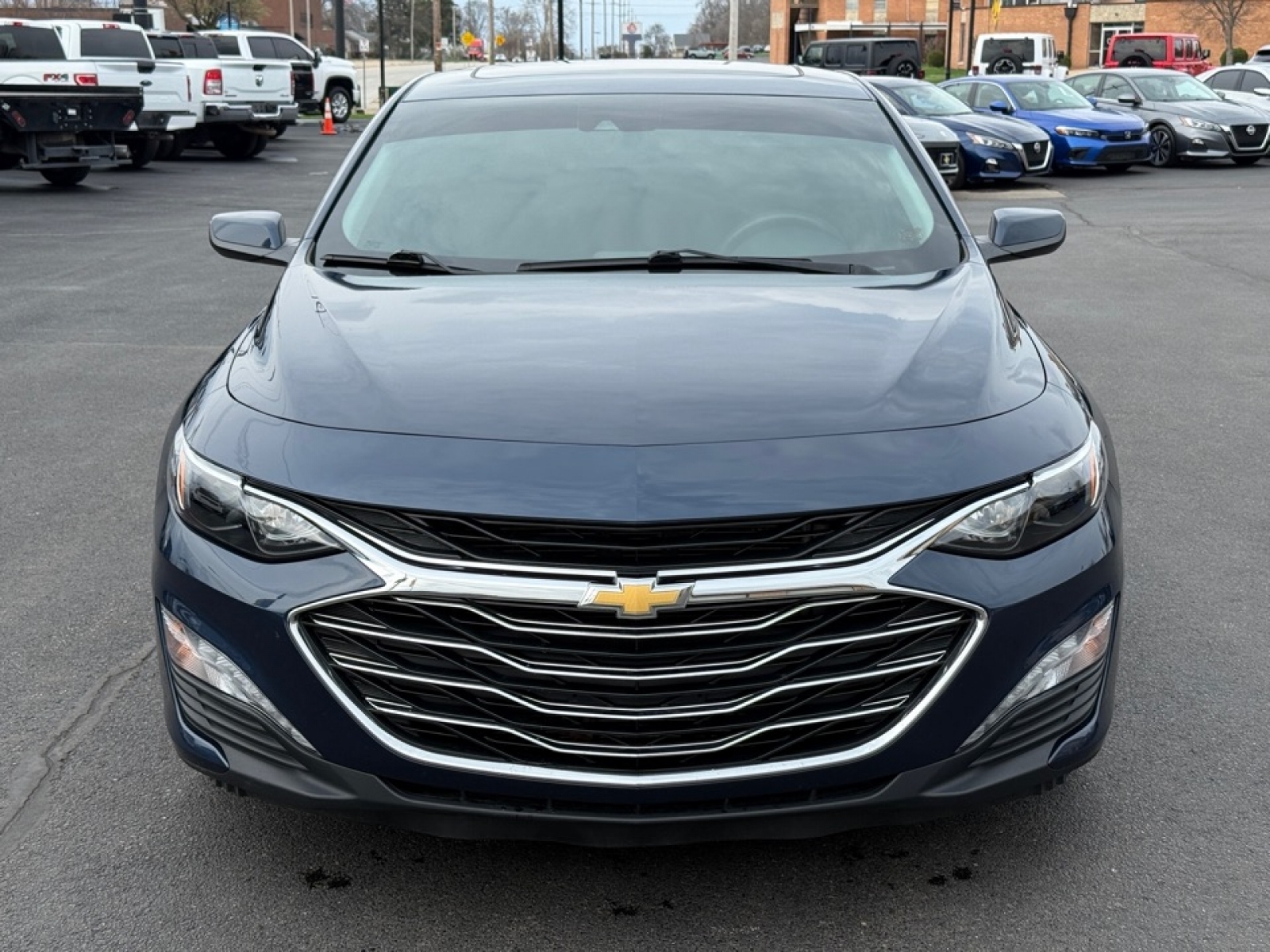 2019 Chevrolet Malibu LT, 39708, Photo