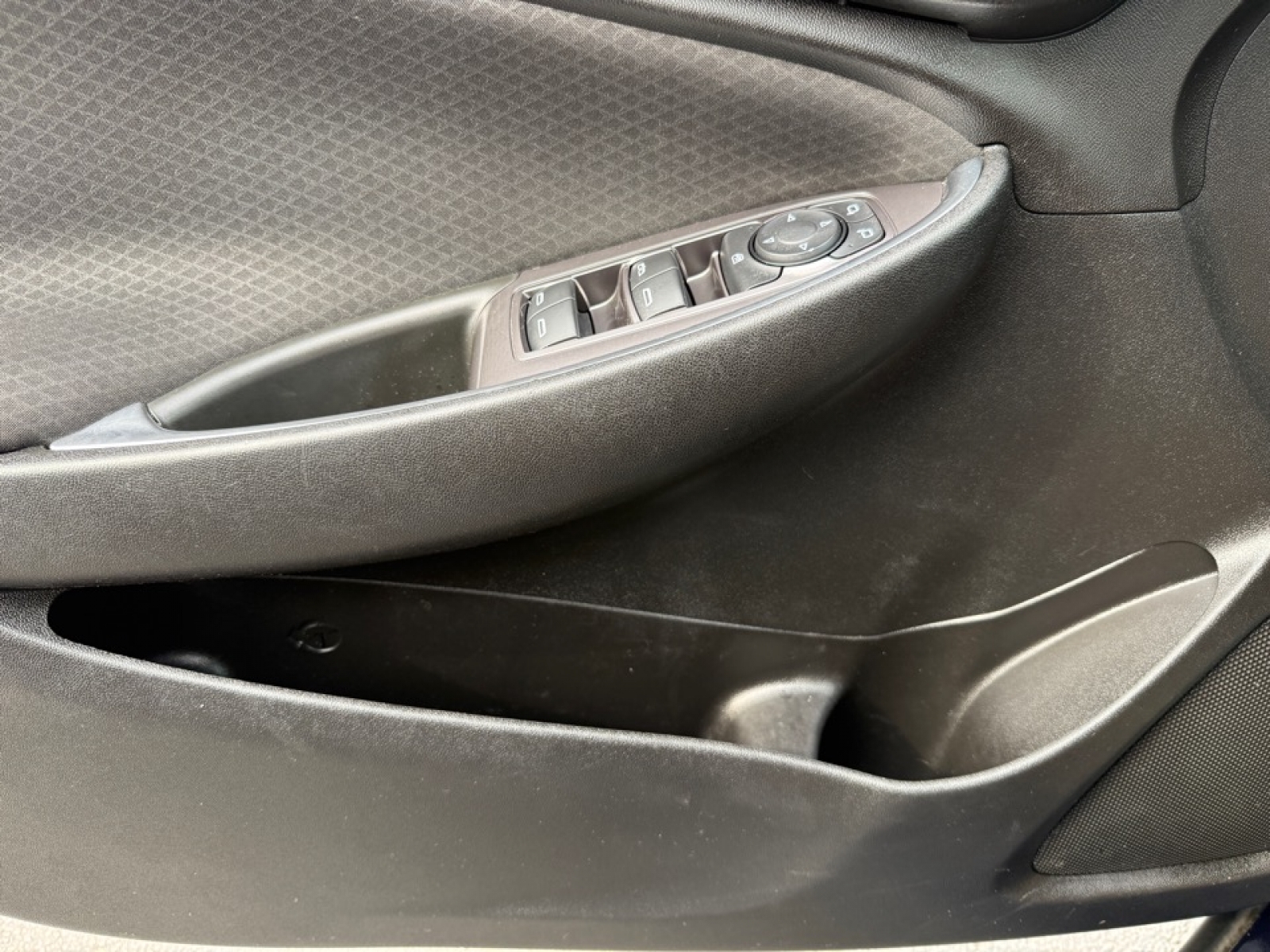 2019 Chevrolet Malibu LT, 39708, Photo