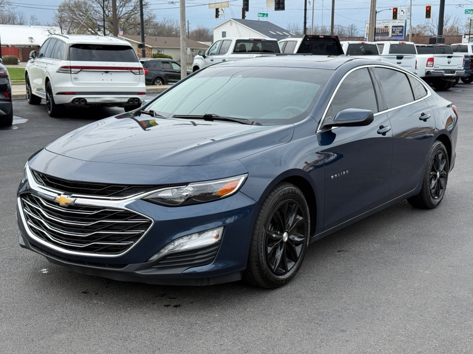 2019 Chevrolet Malibu LT, 39708, Photo