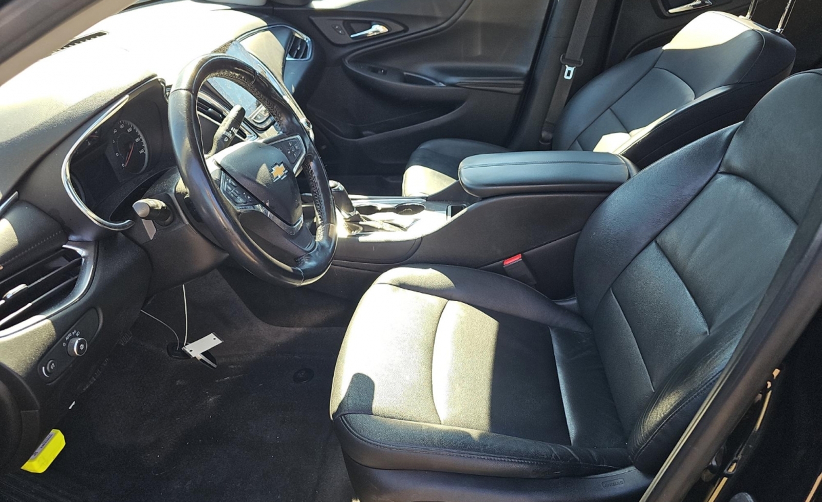 2019 Chevrolet Malibu LT, 39814, Photo