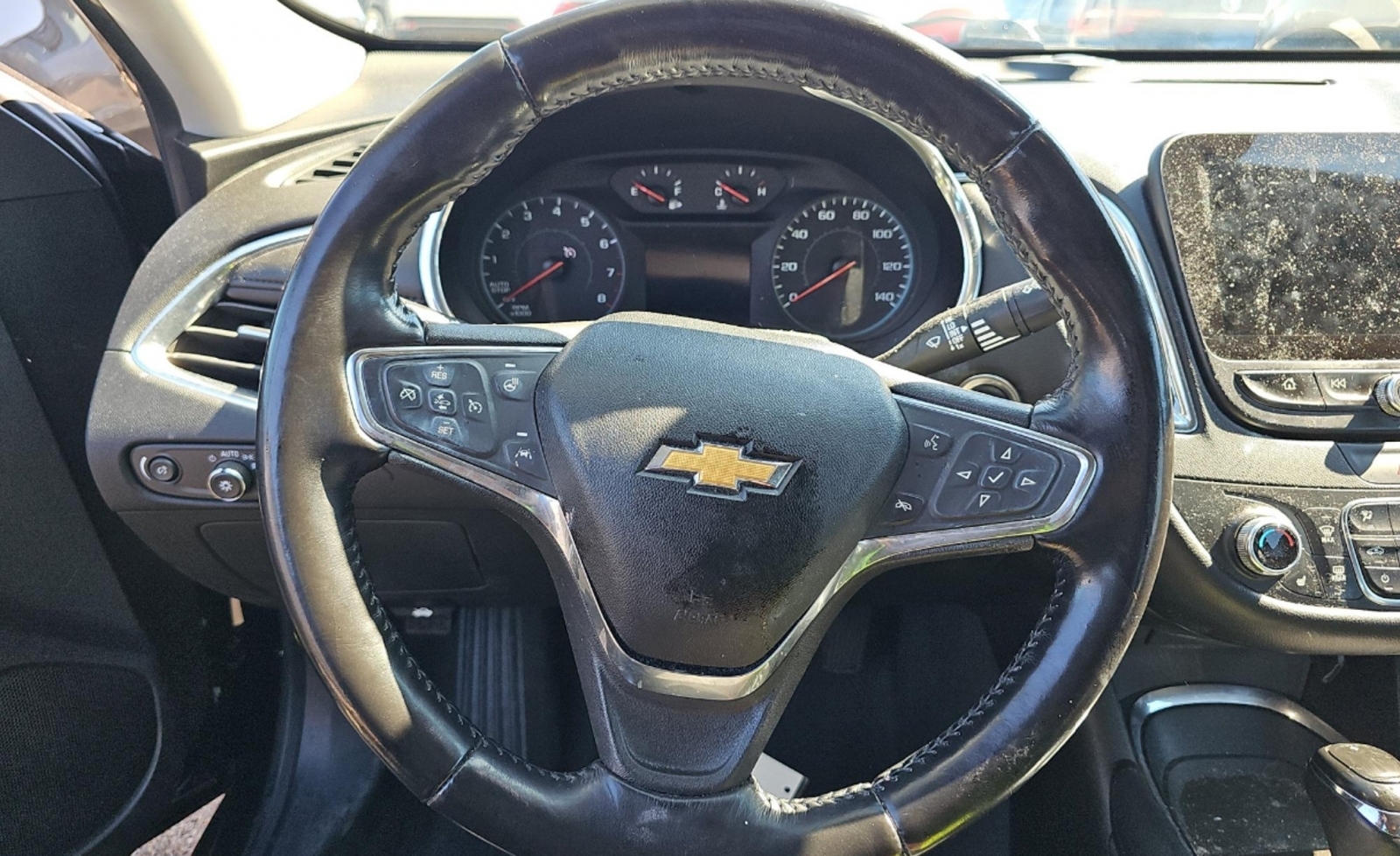 2019 Chevrolet Malibu LT, 39814, Photo