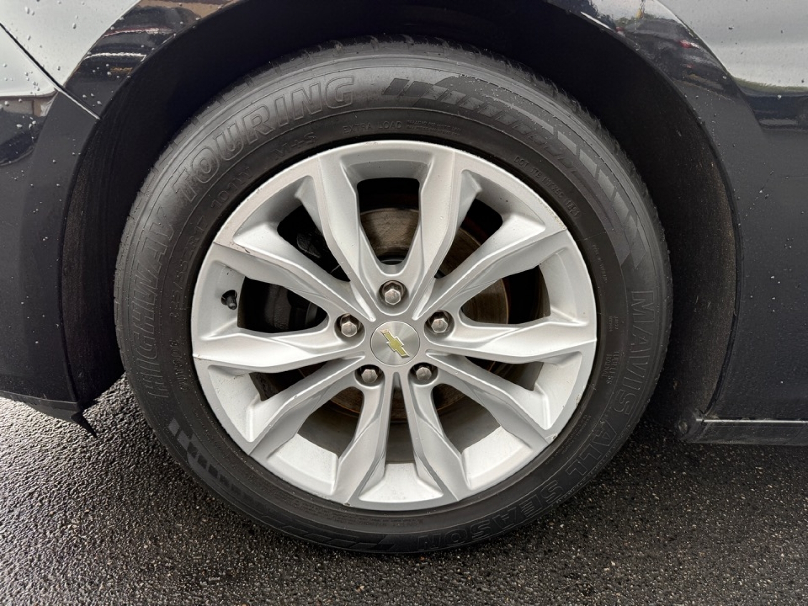 2019 Chevrolet Malibu LT, 39814, Photo
