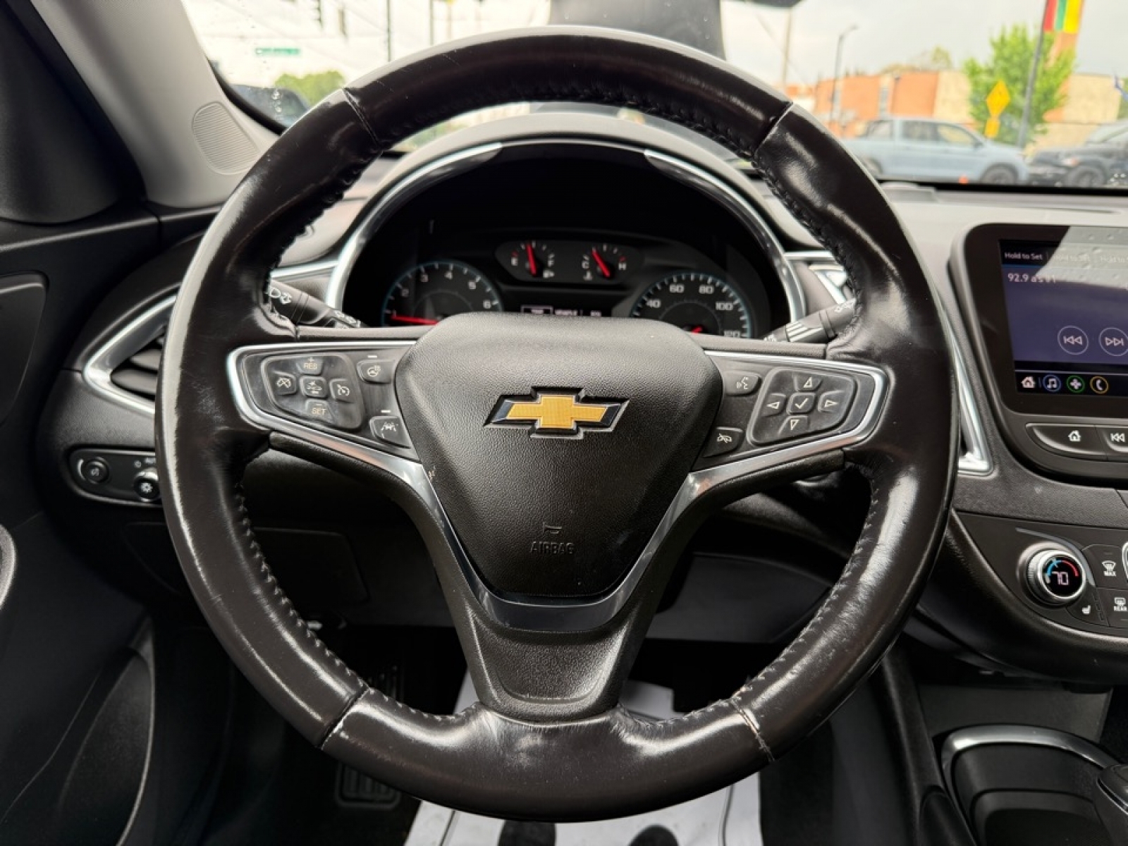 2019 Chevrolet Malibu LT, 39814, Photo