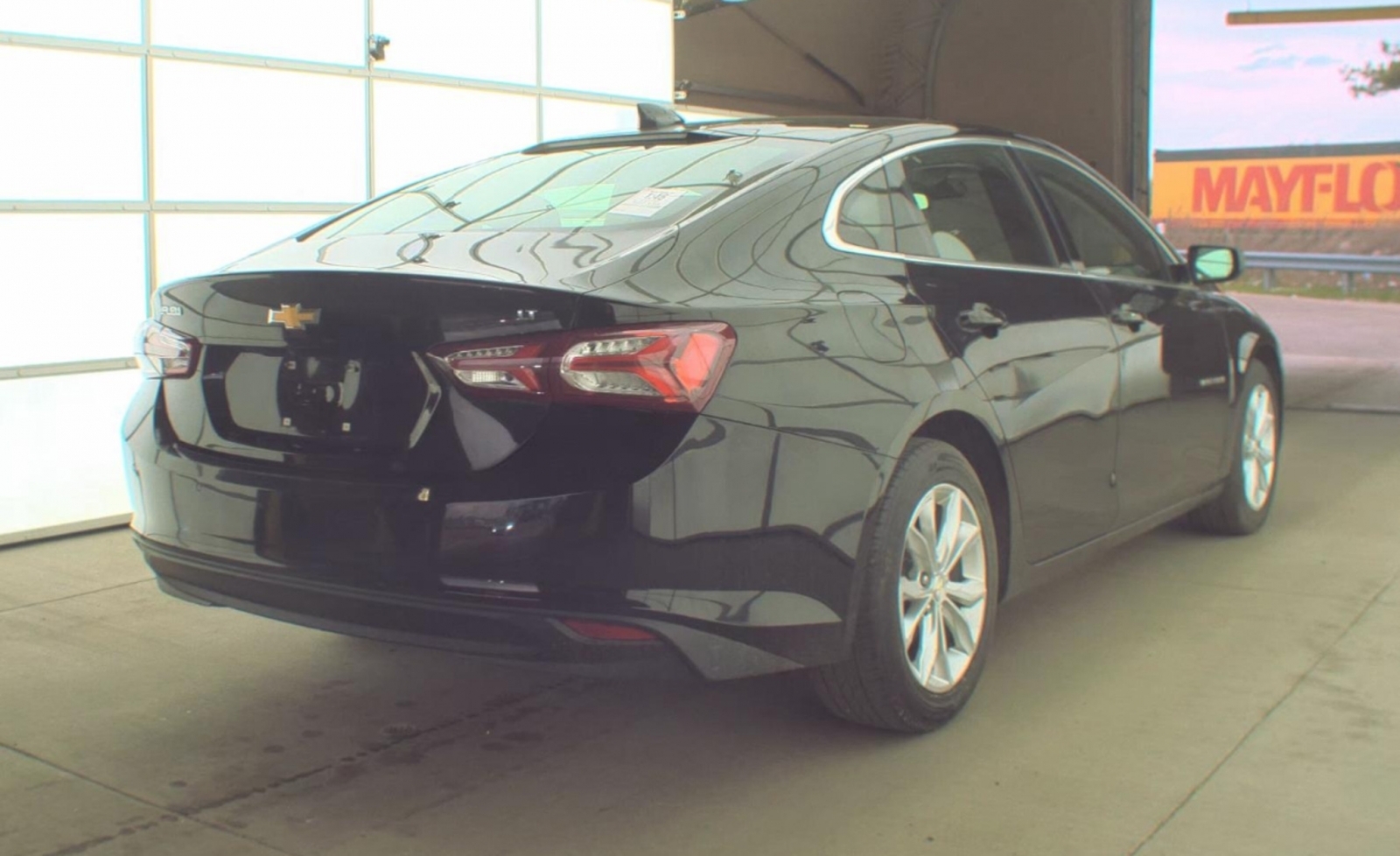 2019 Chevrolet Malibu LT, 39814, Photo