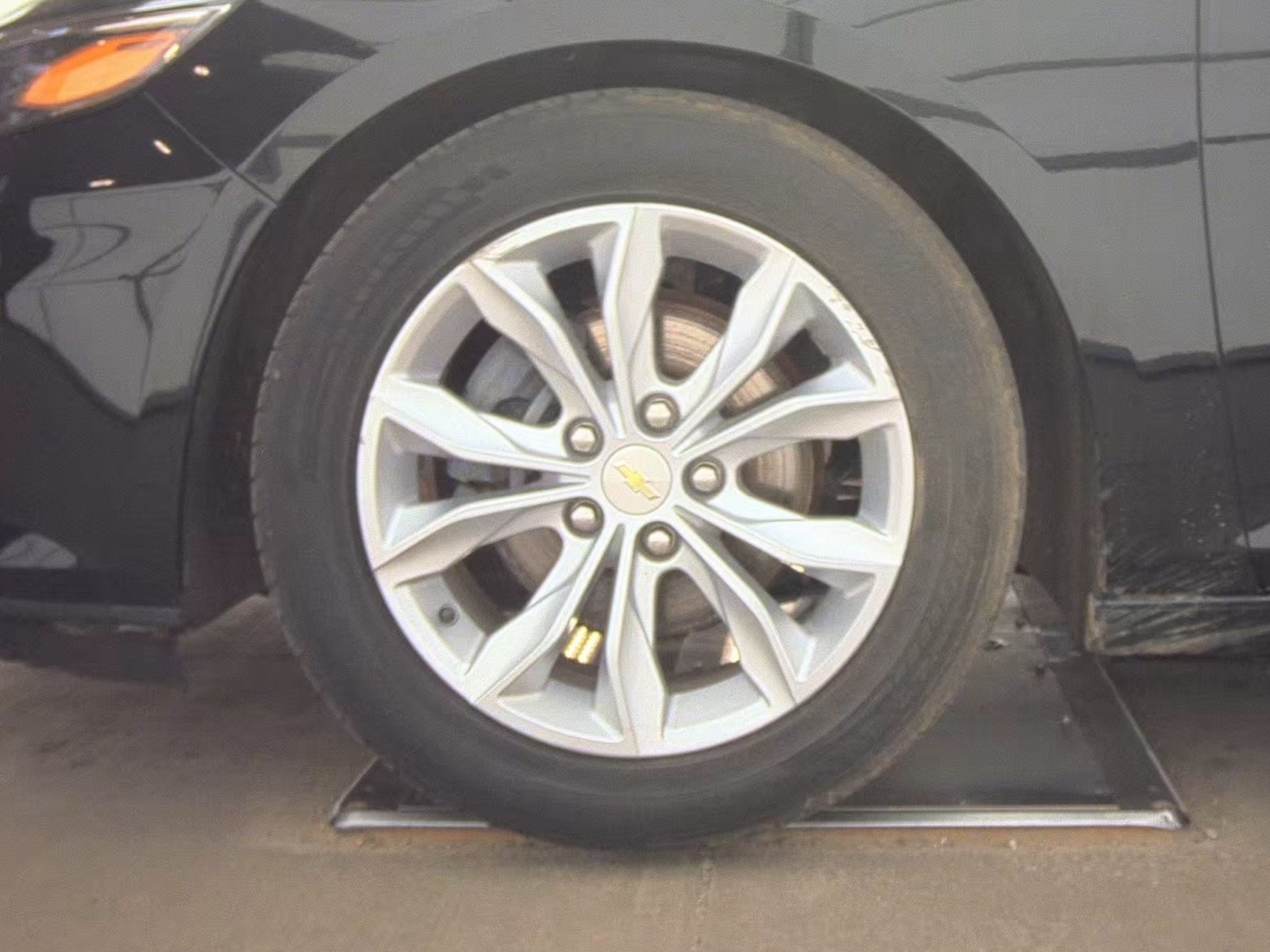 2019 Chevrolet Malibu LT, 39814, Photo