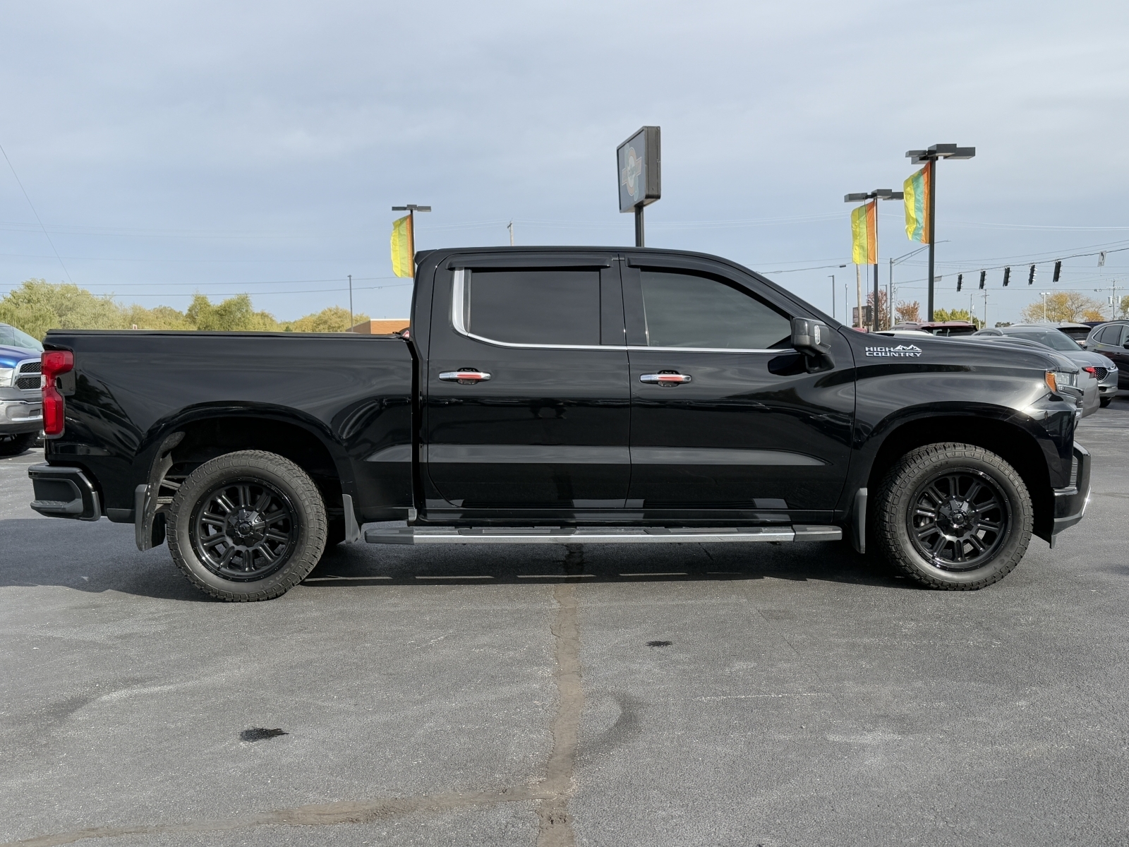 2019 Chevrolet Silverado 1500 High Country, 37129B, Photo