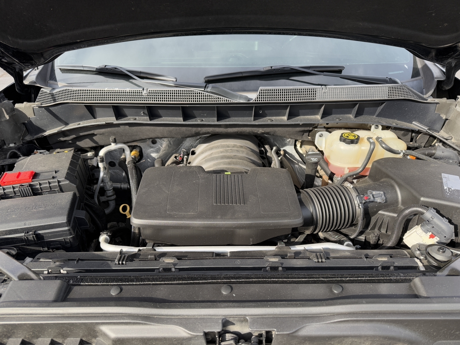 2019 Chevrolet Silverado 1500 High Country, 37129B, Photo