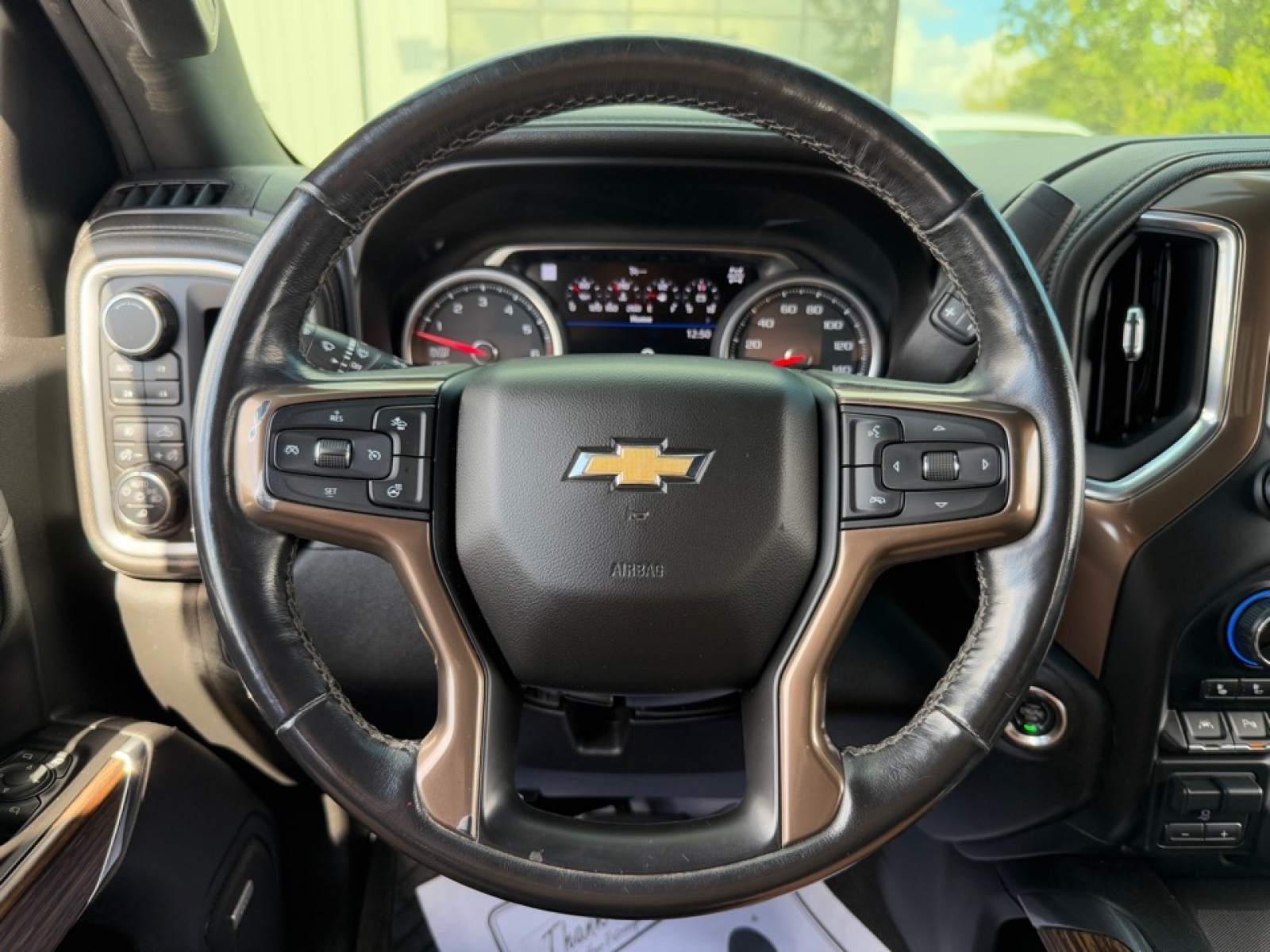 2019 Chevrolet Silverado 1500 High Country, 37129B, Photo