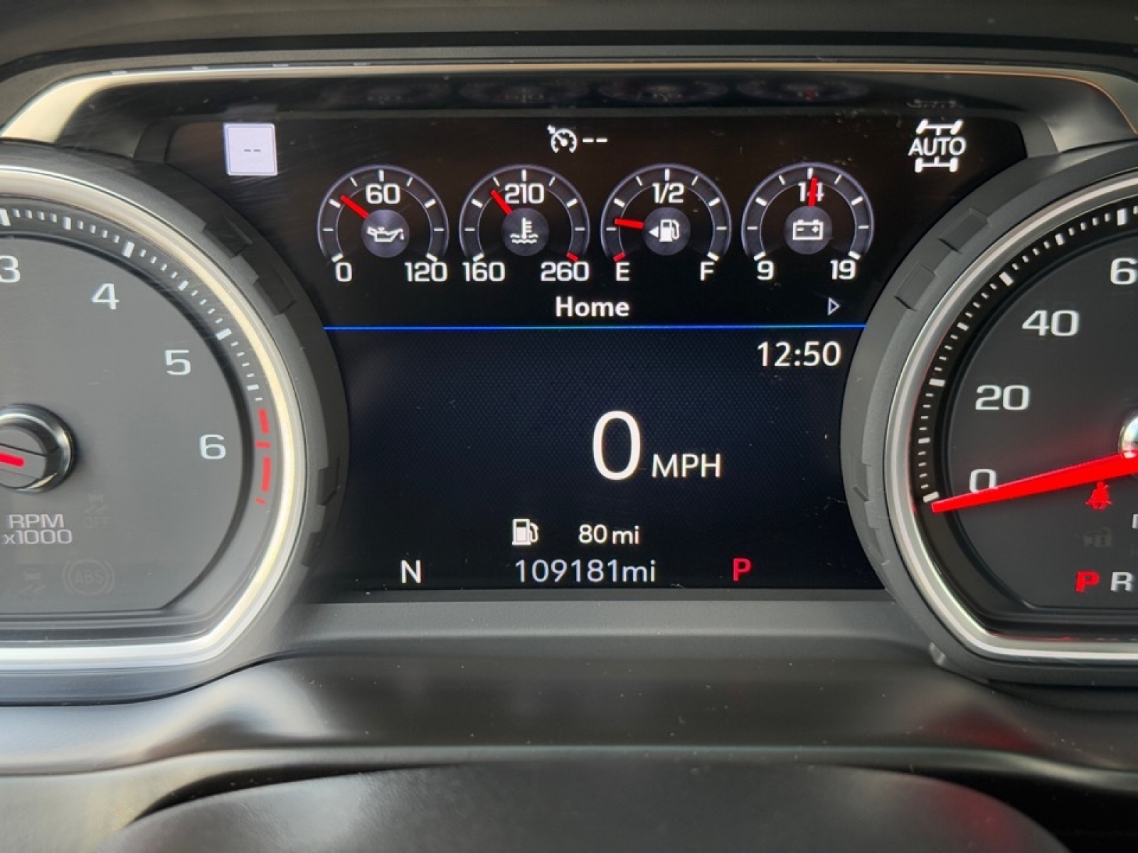 2019 Chevrolet Silverado 1500 High Country, 37129B, Photo