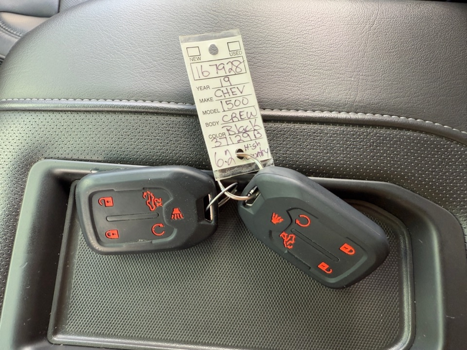 2019 Chevrolet Silverado 1500 High Country, 37129B, Photo