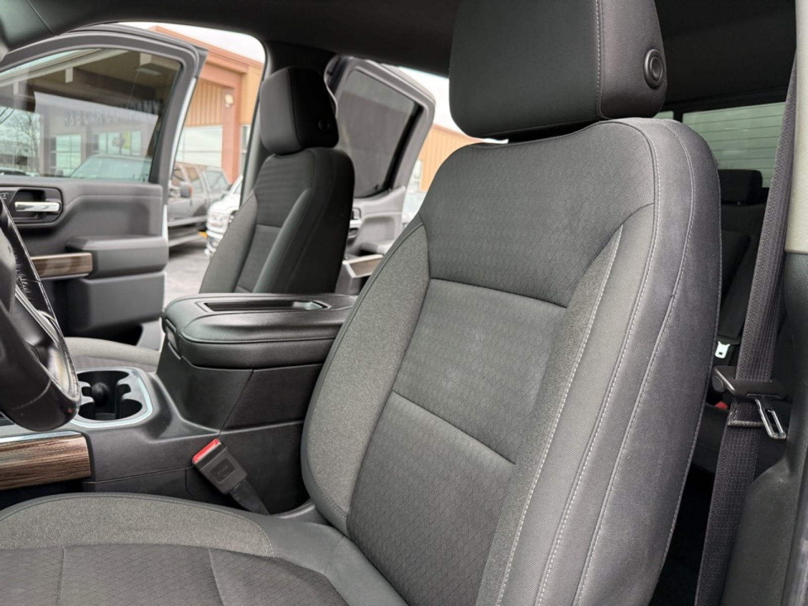 2019 Chevrolet Silverado 1500 RST, 37953, Photo