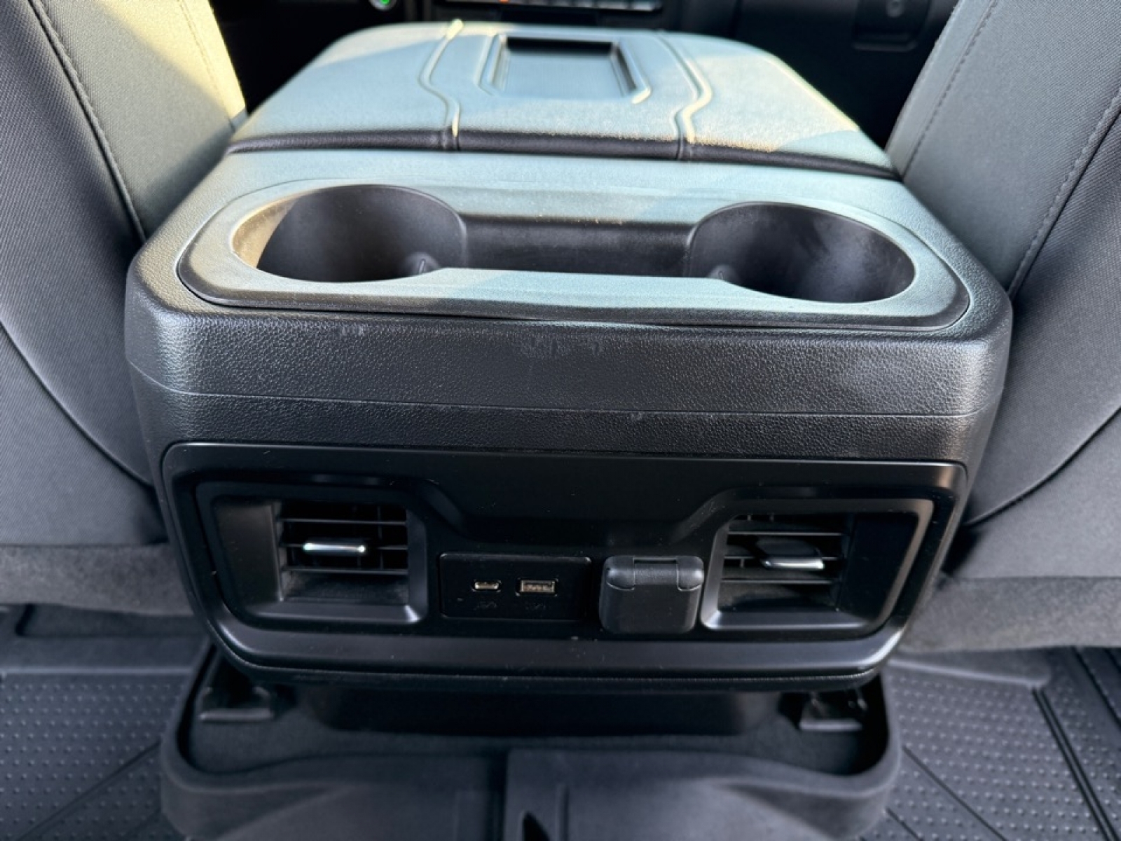 2019 Chevrolet Silverado 1500 RST, 39037A, Photo