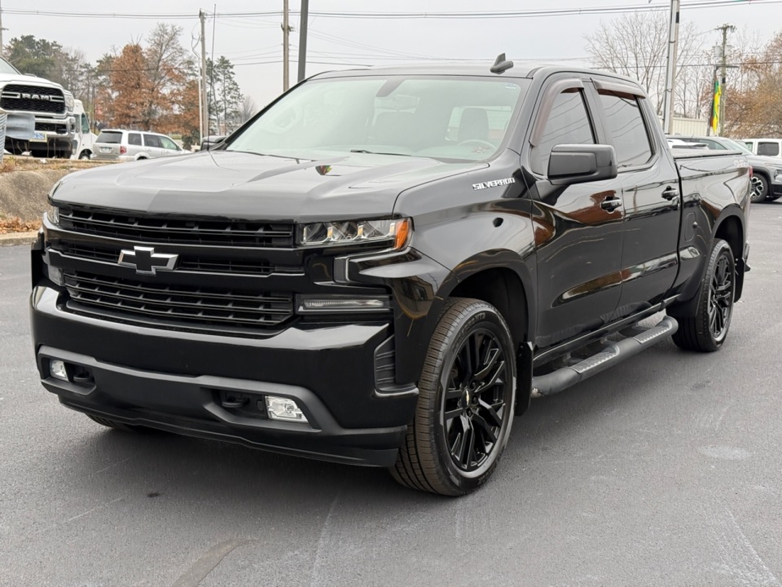 2019 Chevrolet Silverado 1500 RST photo 4