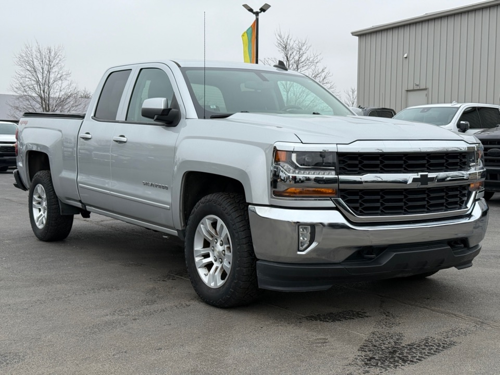 2019 Chevrolet Silverado 1500 LD LT, 39448, Photo