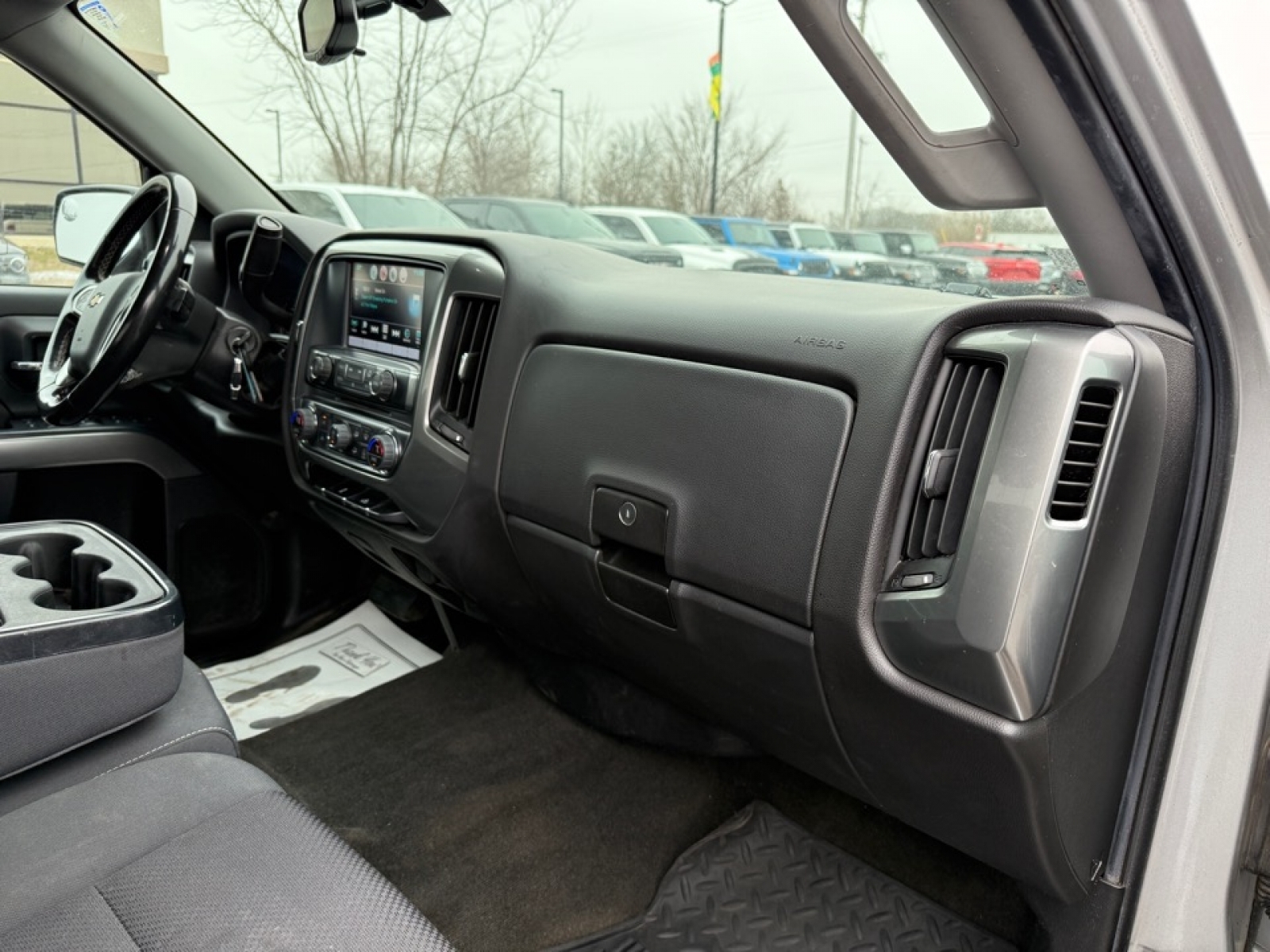 2019 Chevrolet Silverado 1500 LD LT, 39448, Photo