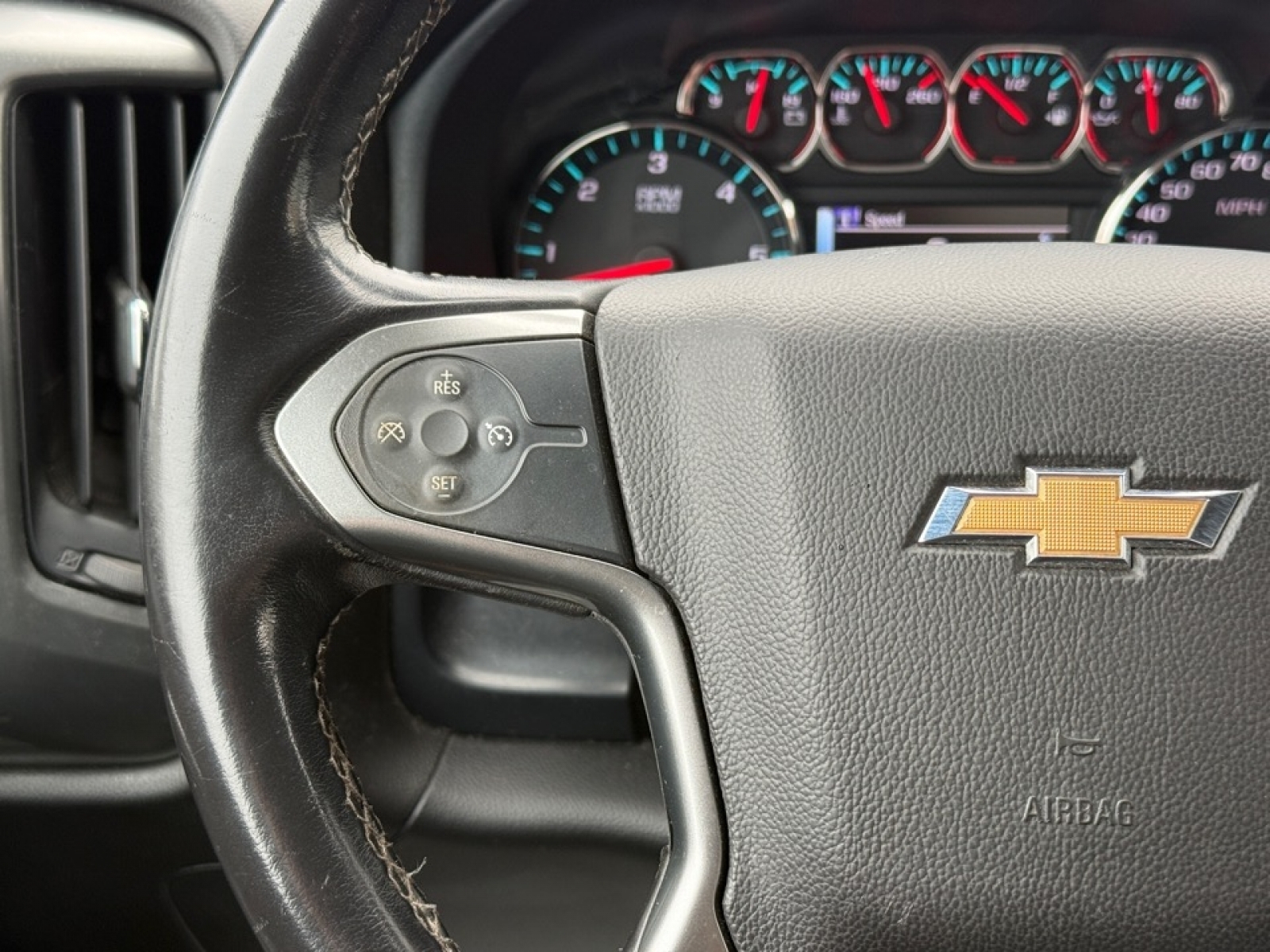 2019 Chevrolet Silverado 1500 LD LT, 39448, Photo
