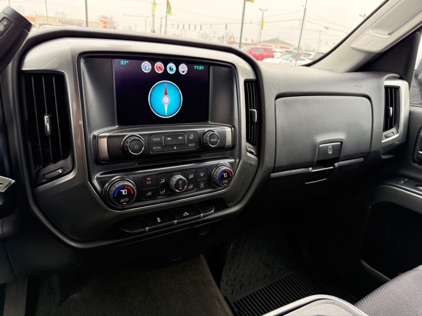 2019 Chevrolet Silverado 1500 LD LT, 39448, Photo