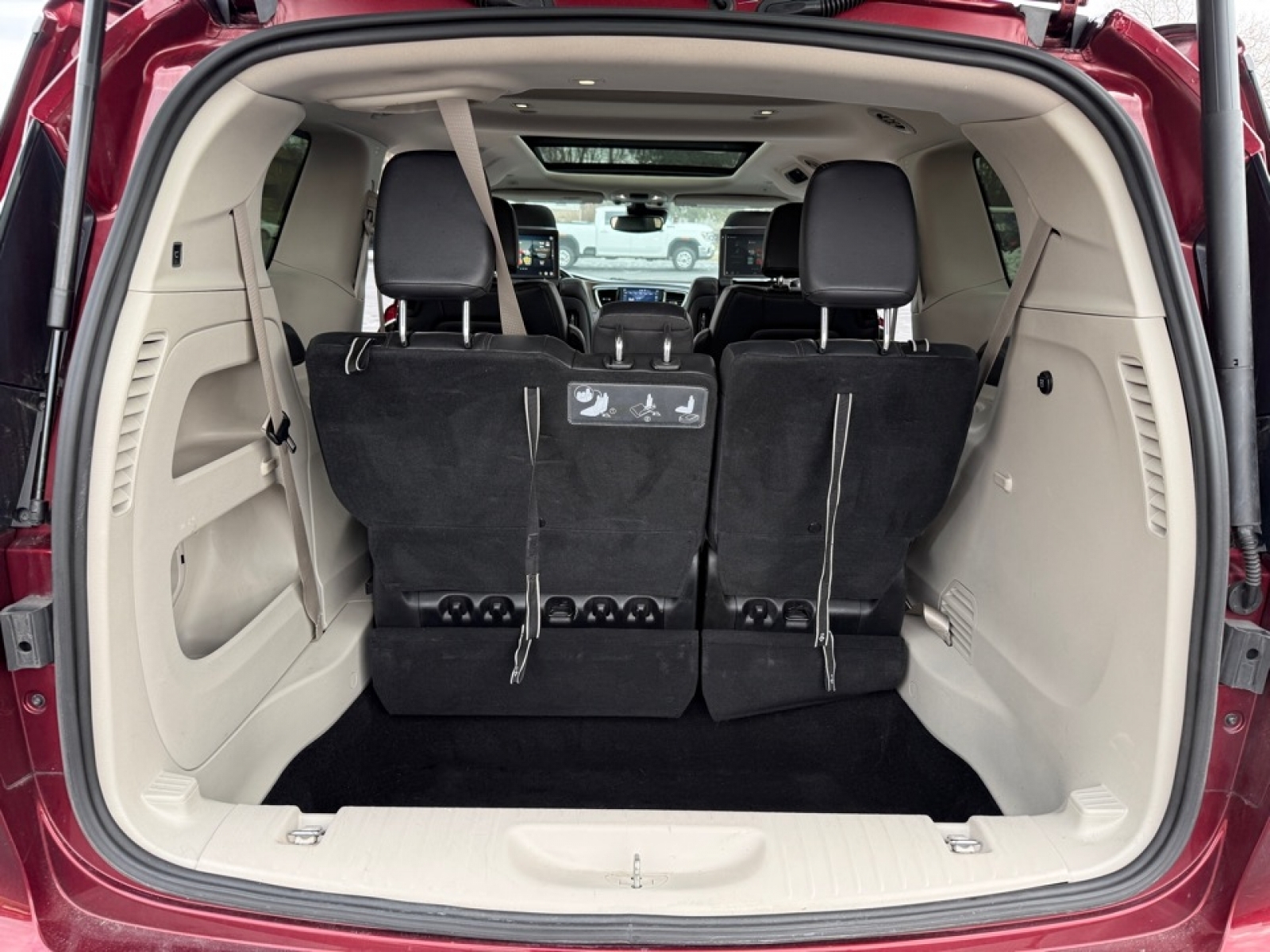2019 Chrysler Pacifica Touring L Plus, 39316, Photo