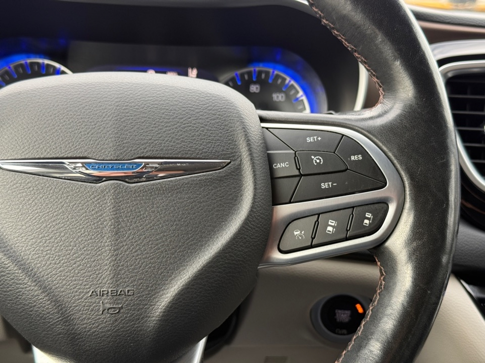 2019 Chrysler Pacifica Touring L Plus, 39316, Photo