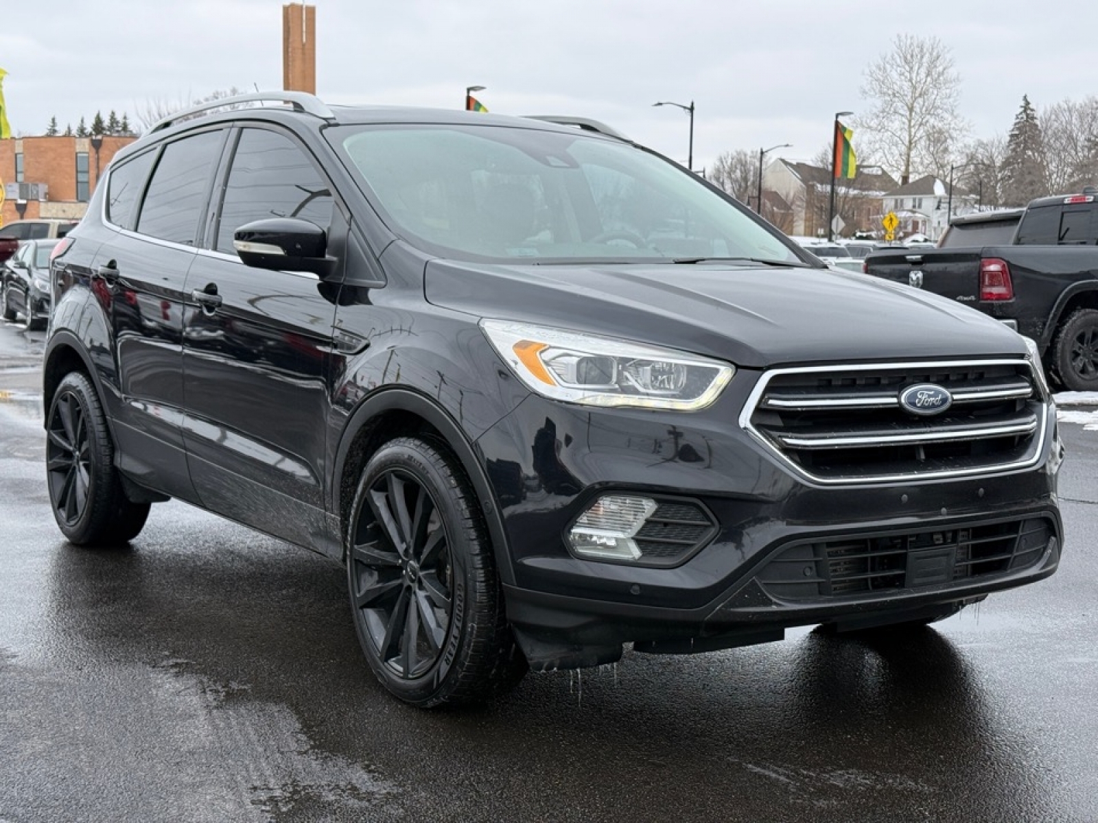 2019 Ford Escape Titanium, 39478, Photo