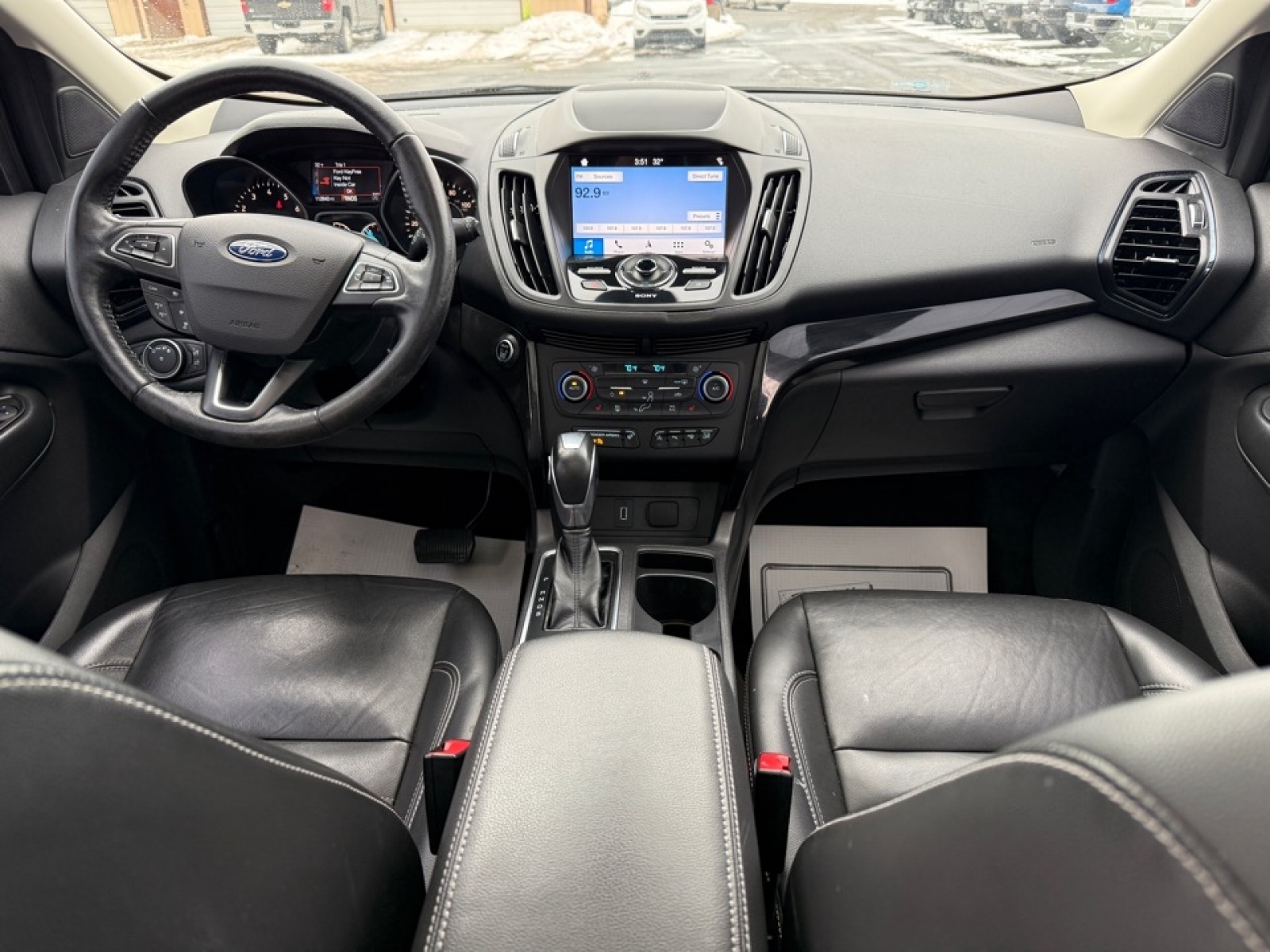 2019 Ford Escape Titanium, 39478, Photo