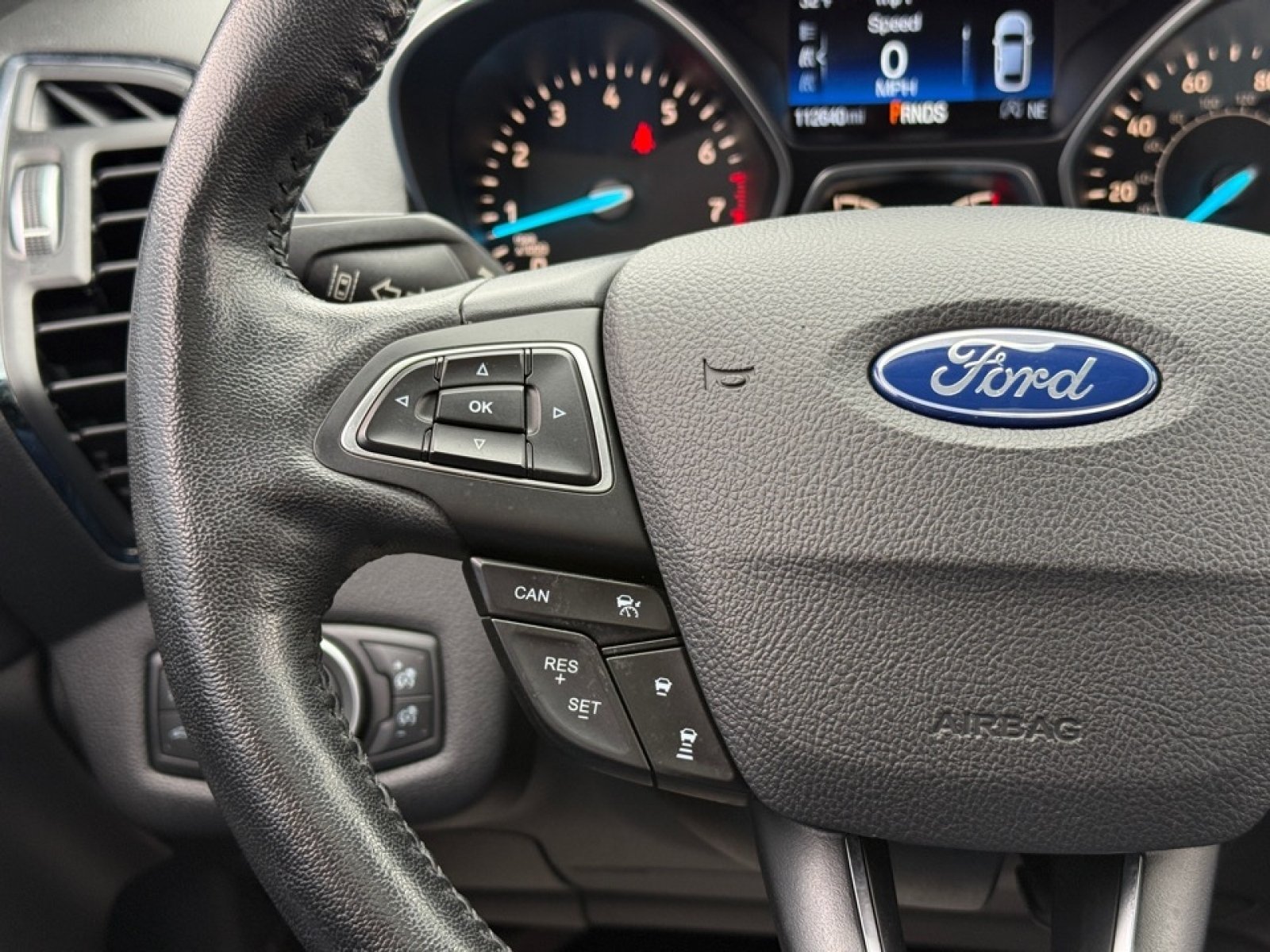 2019 Ford Escape Titanium, 39478, Photo