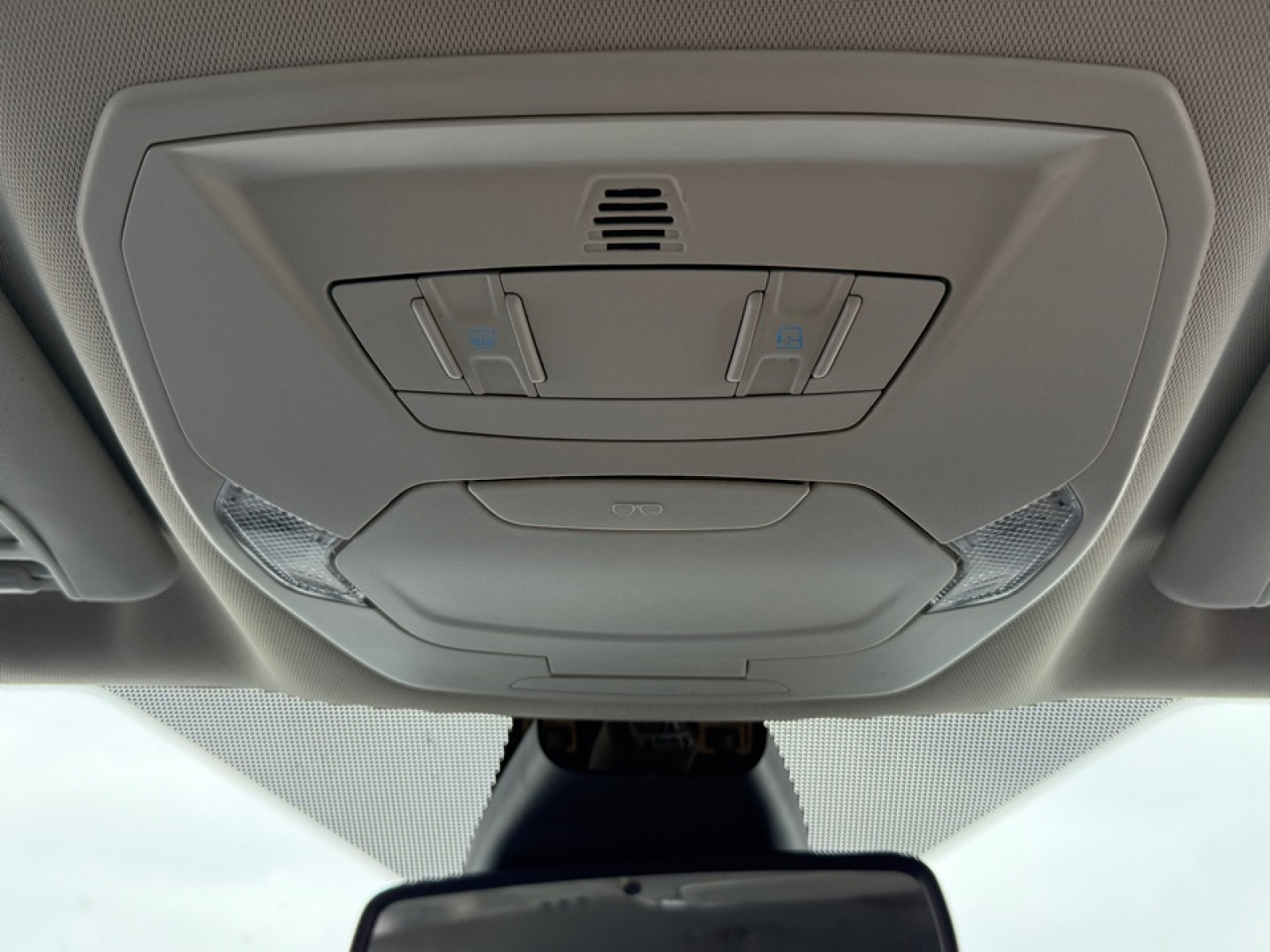 2019 Ford Escape Titanium, 39478, Photo