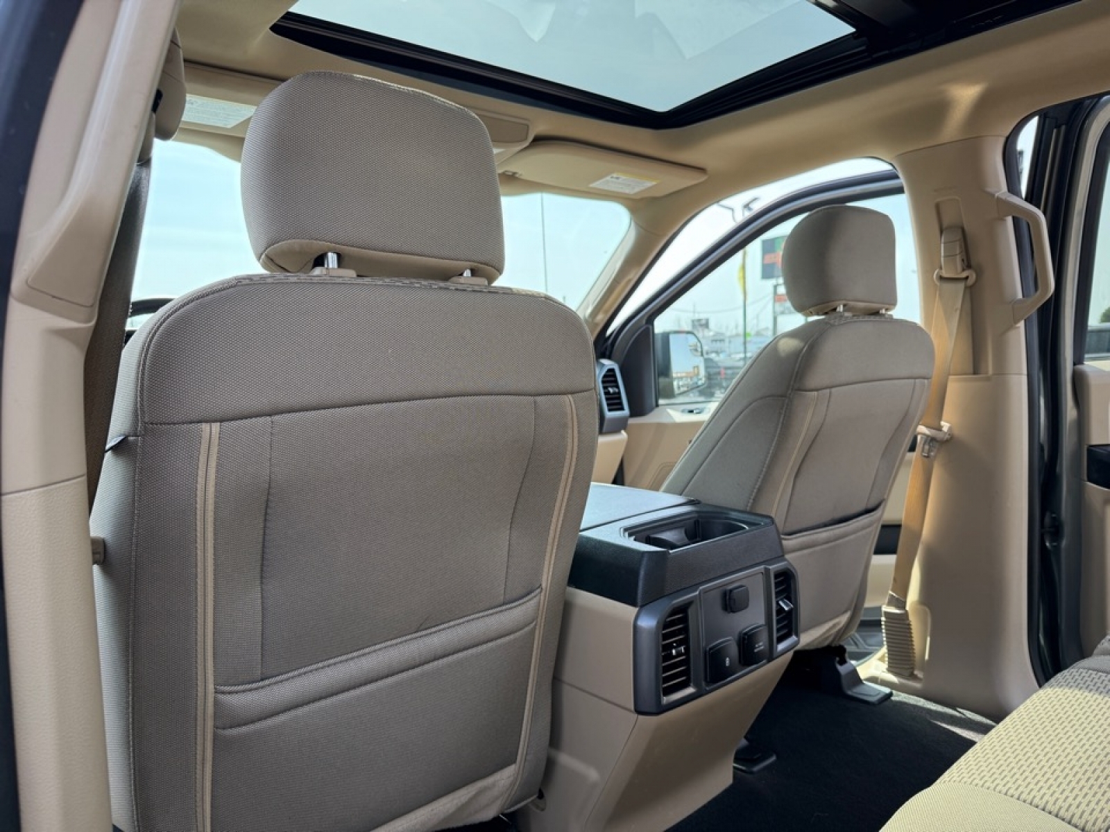 2019 Ford F-150 XLT, 37998, Photo